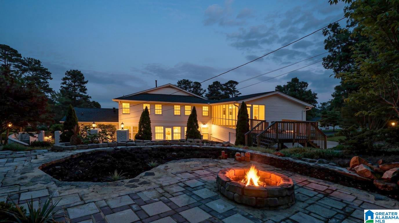 3558 WESTBURY ROAD