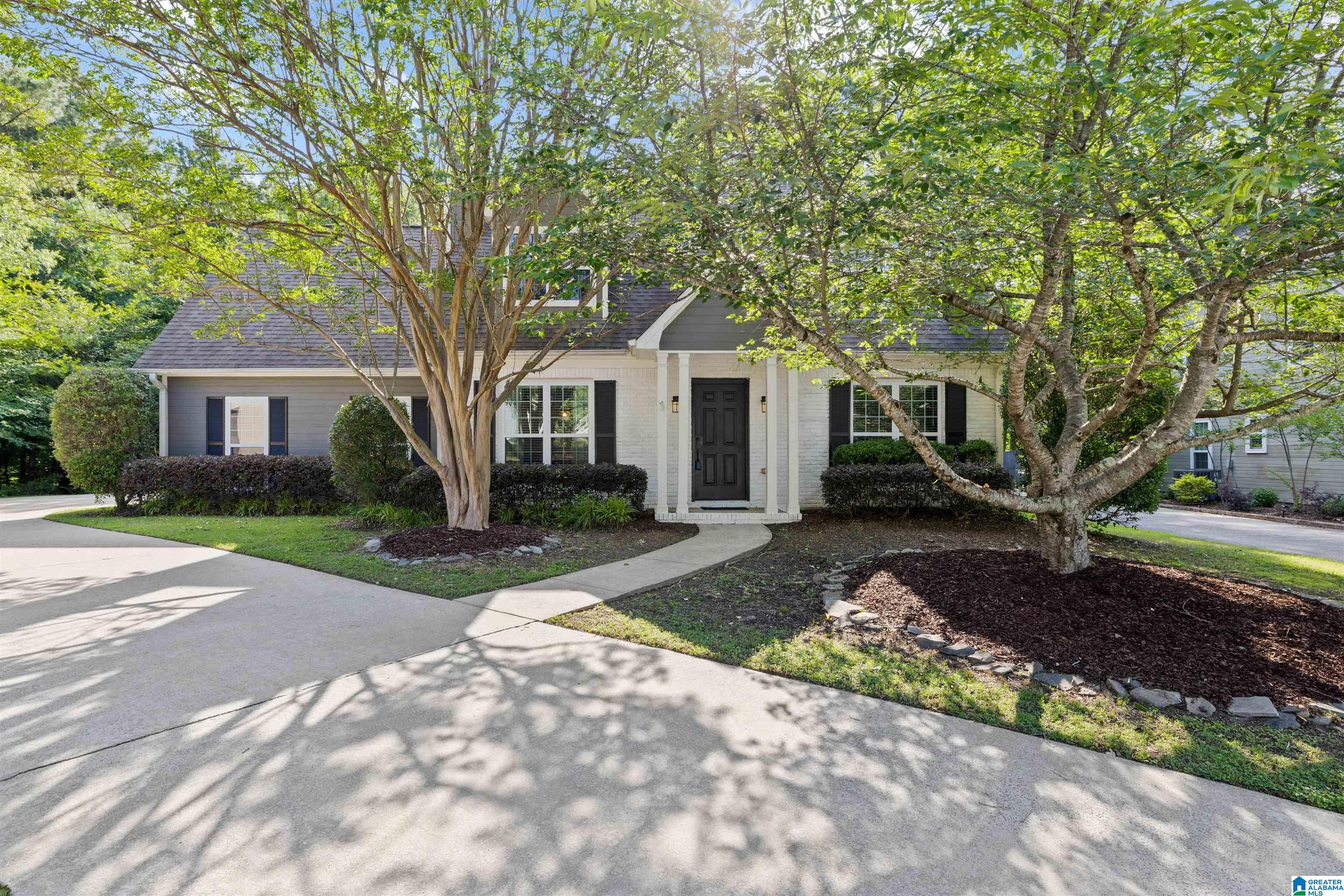 229 BRENTWOOD DRIVE