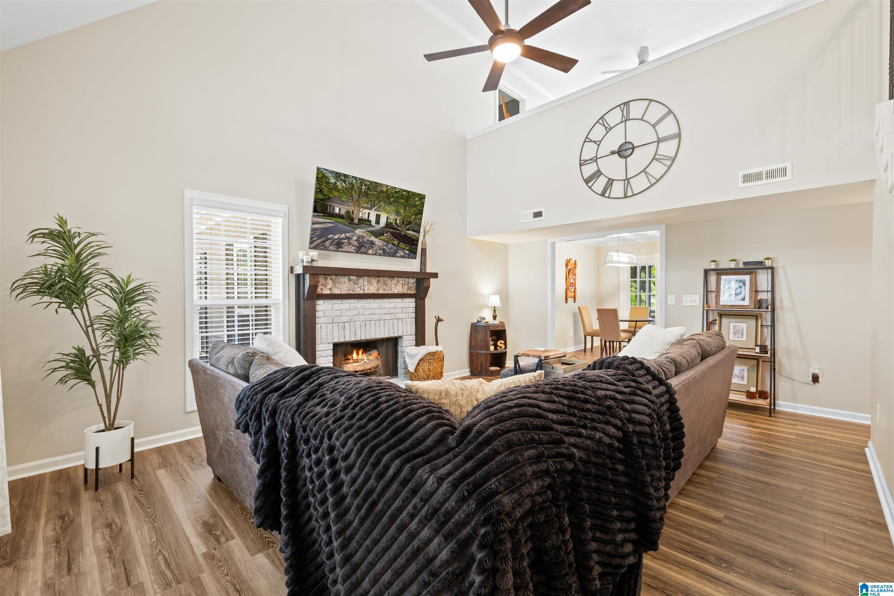 229 BRENTWOOD DRIVE