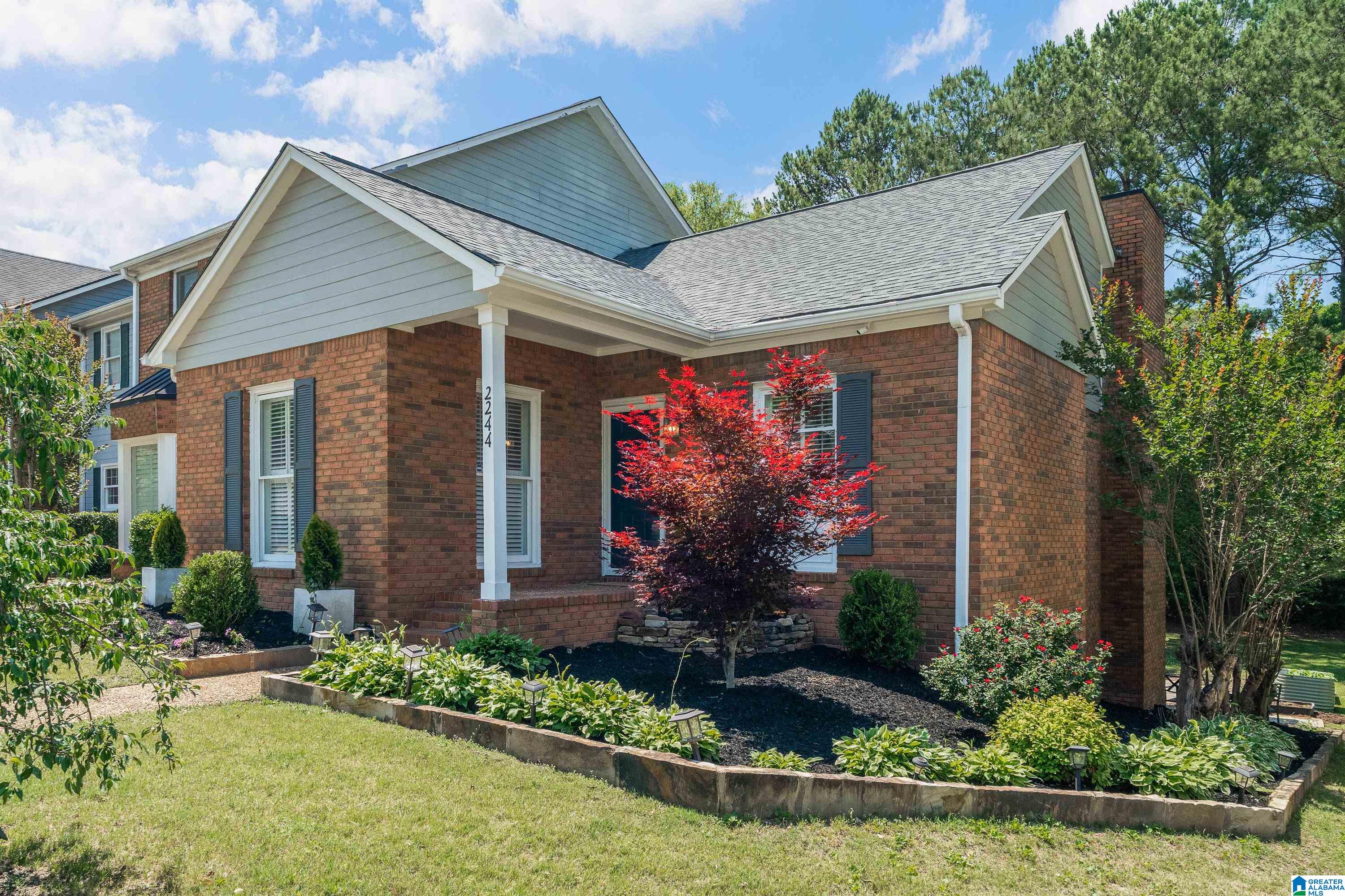 2244 ASCOT LANE