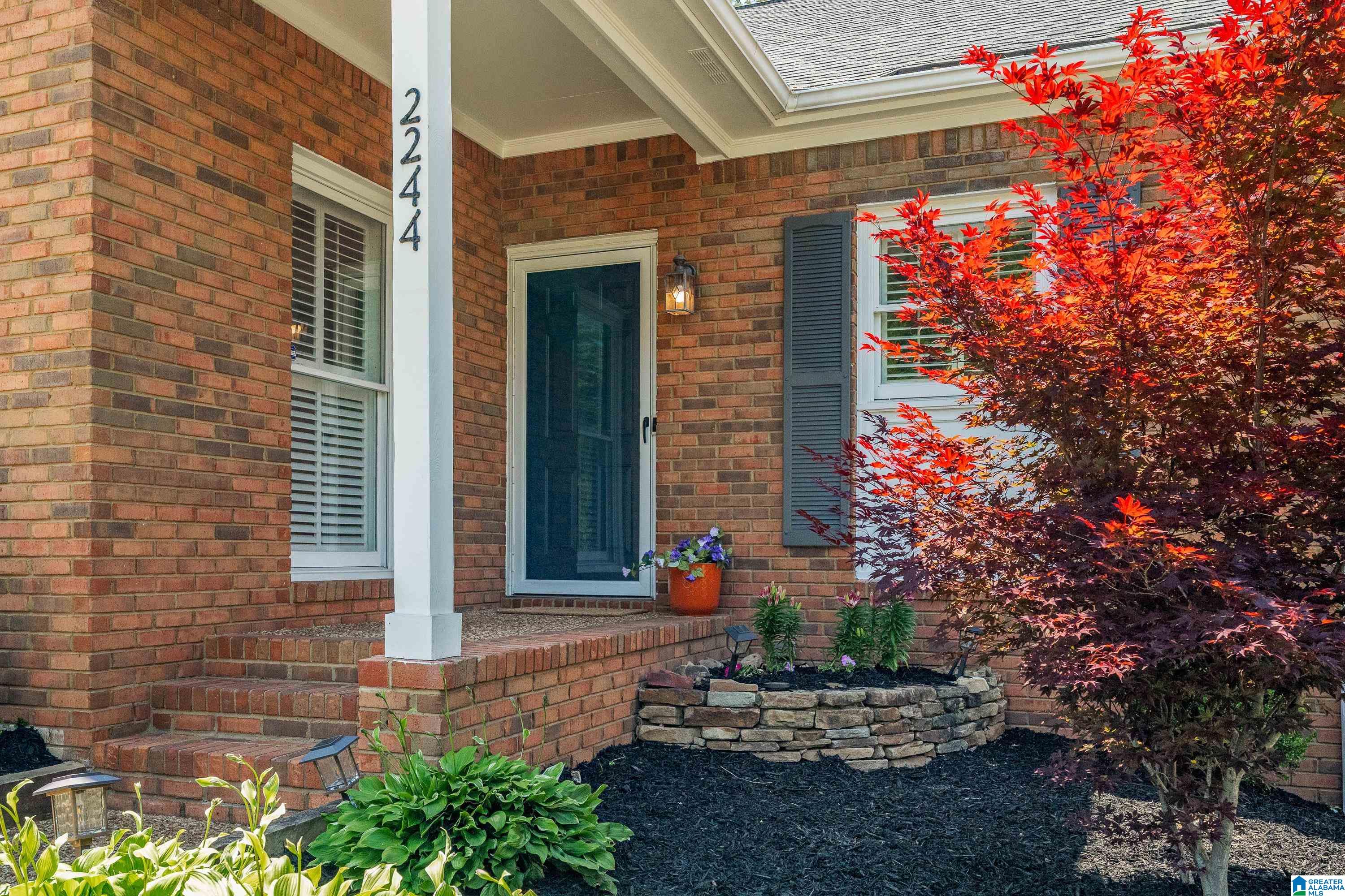 2244 ASCOT LANE