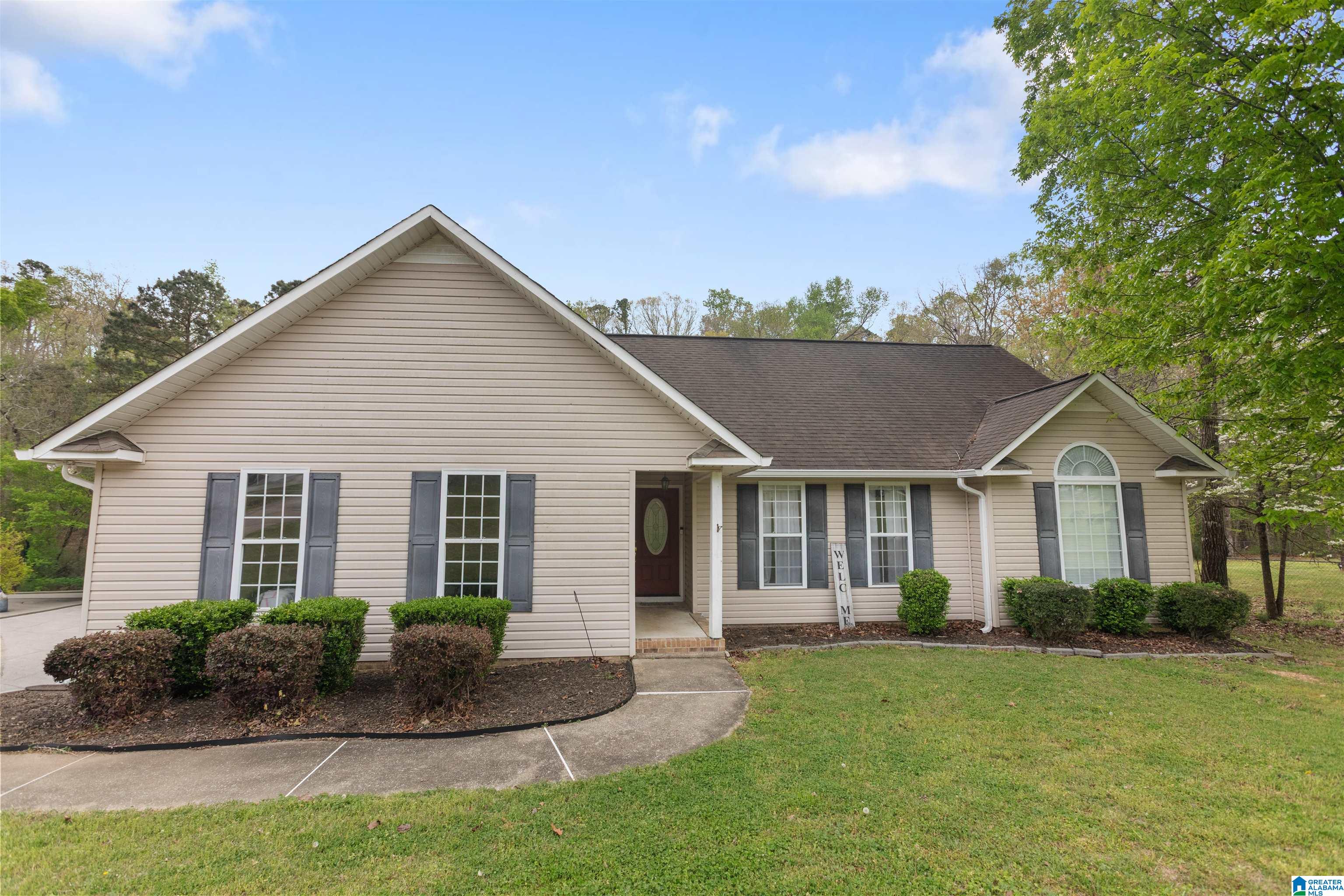 Photo 1 of 18 — 6205 VISTA TRAIL, SOUTHSIDE, AL 35907