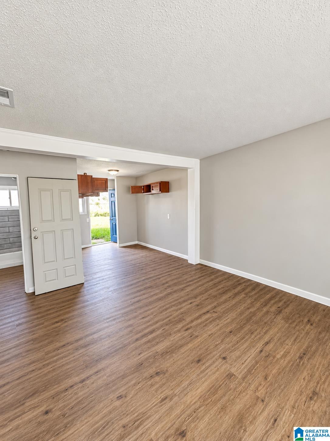 826 1ST STREET W