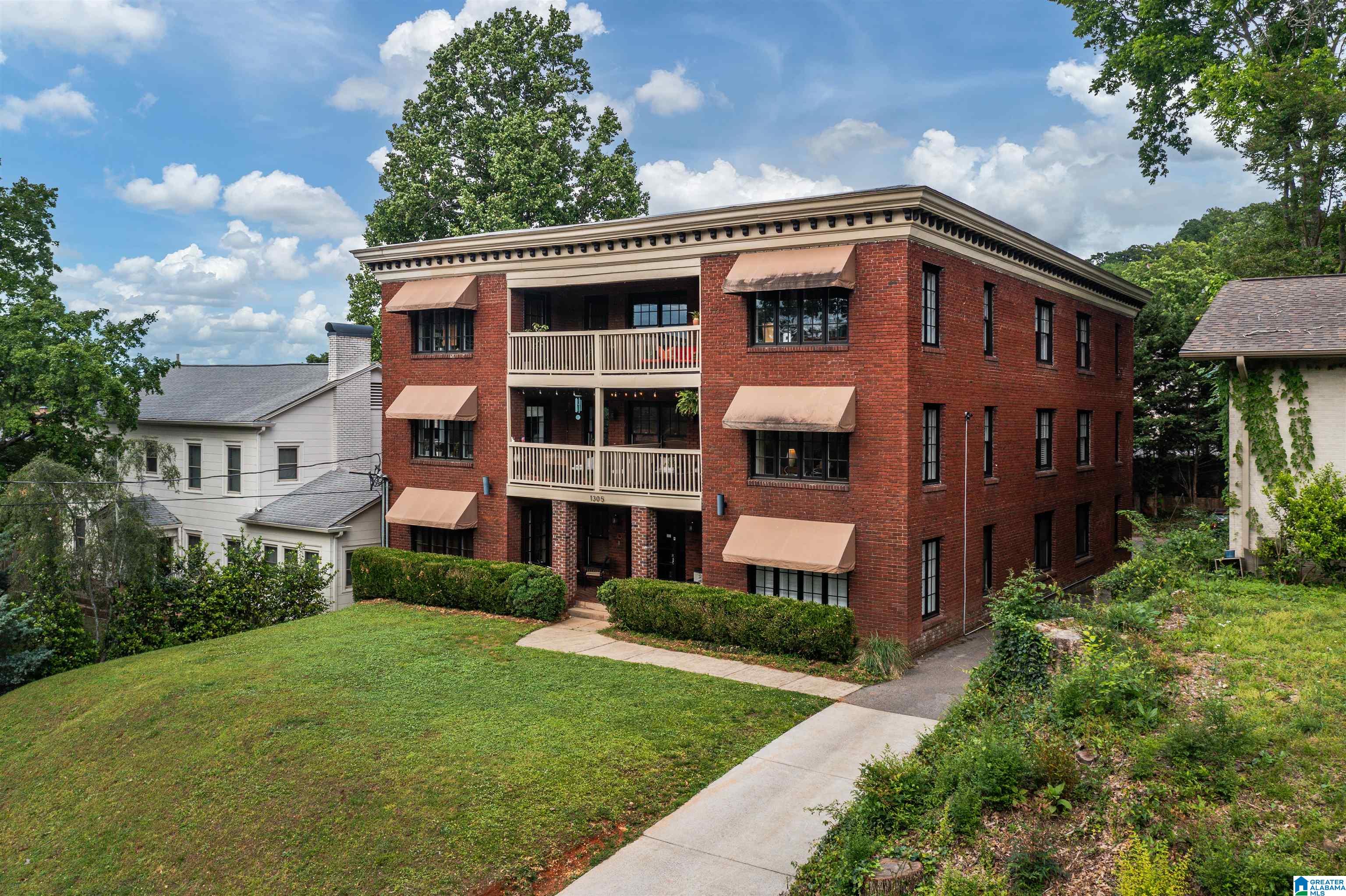 1305 S 31ST STREET S 202