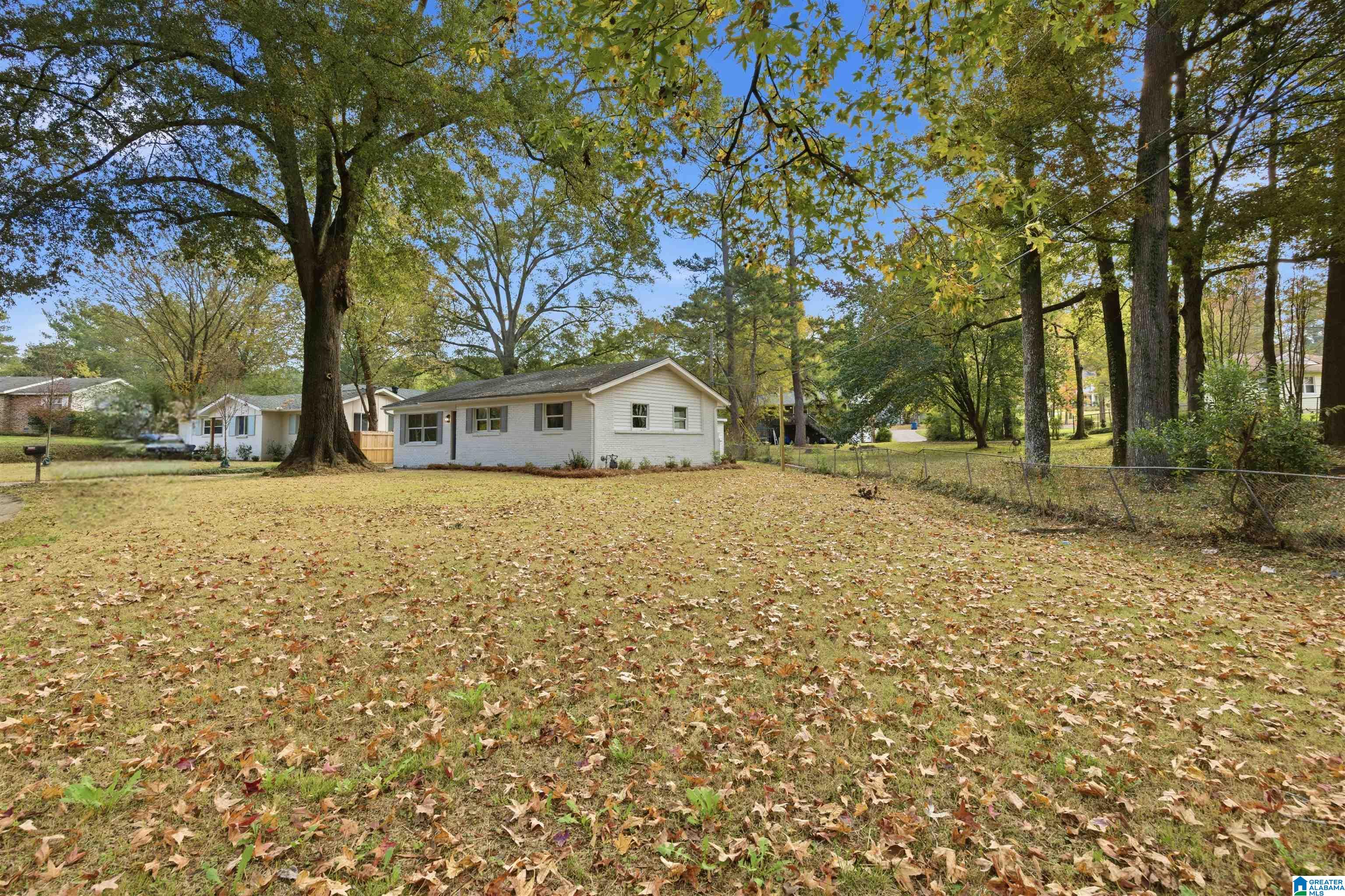 1005 QUEENSBURY ROAD