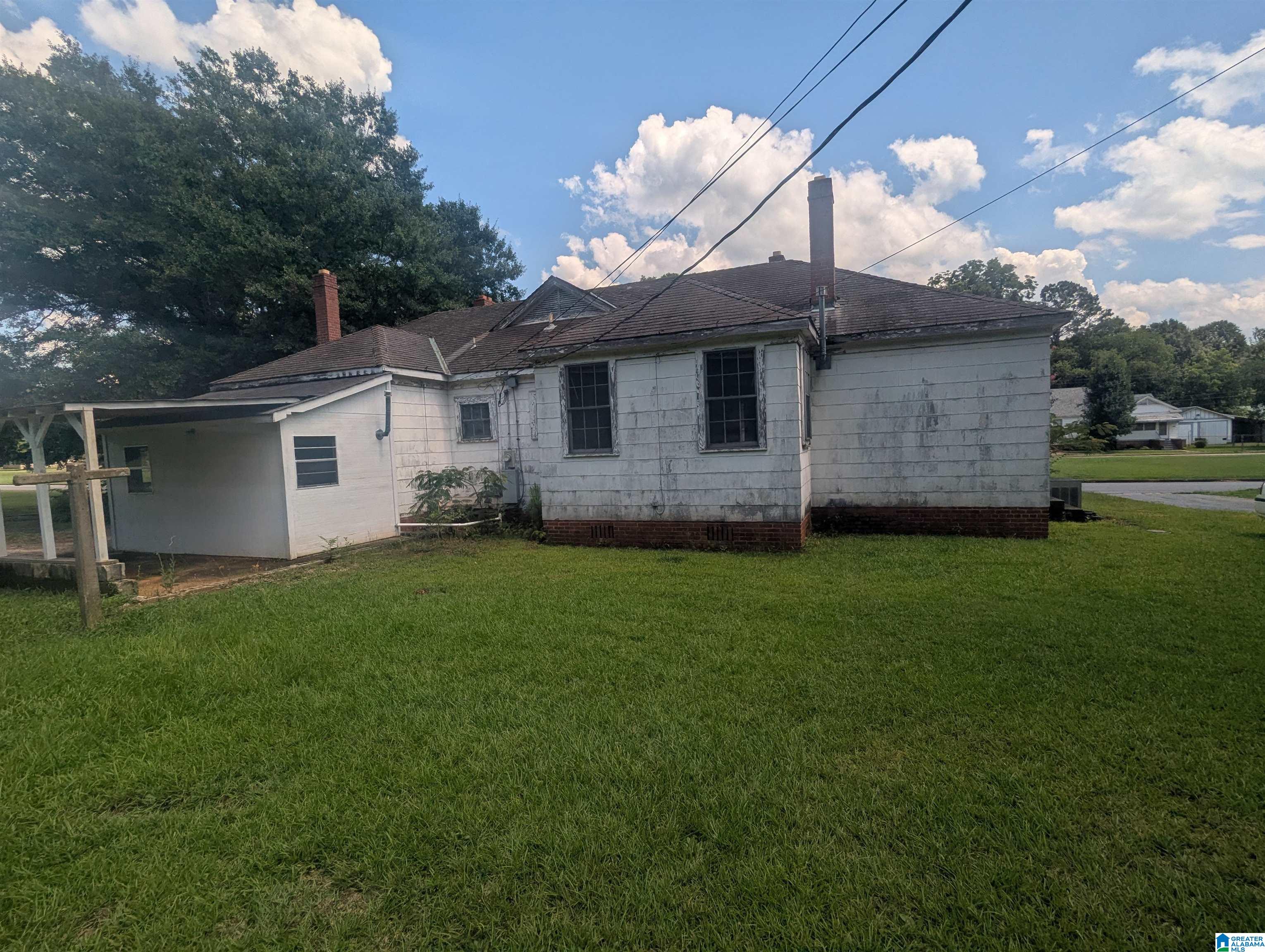 301 PARKWAY W