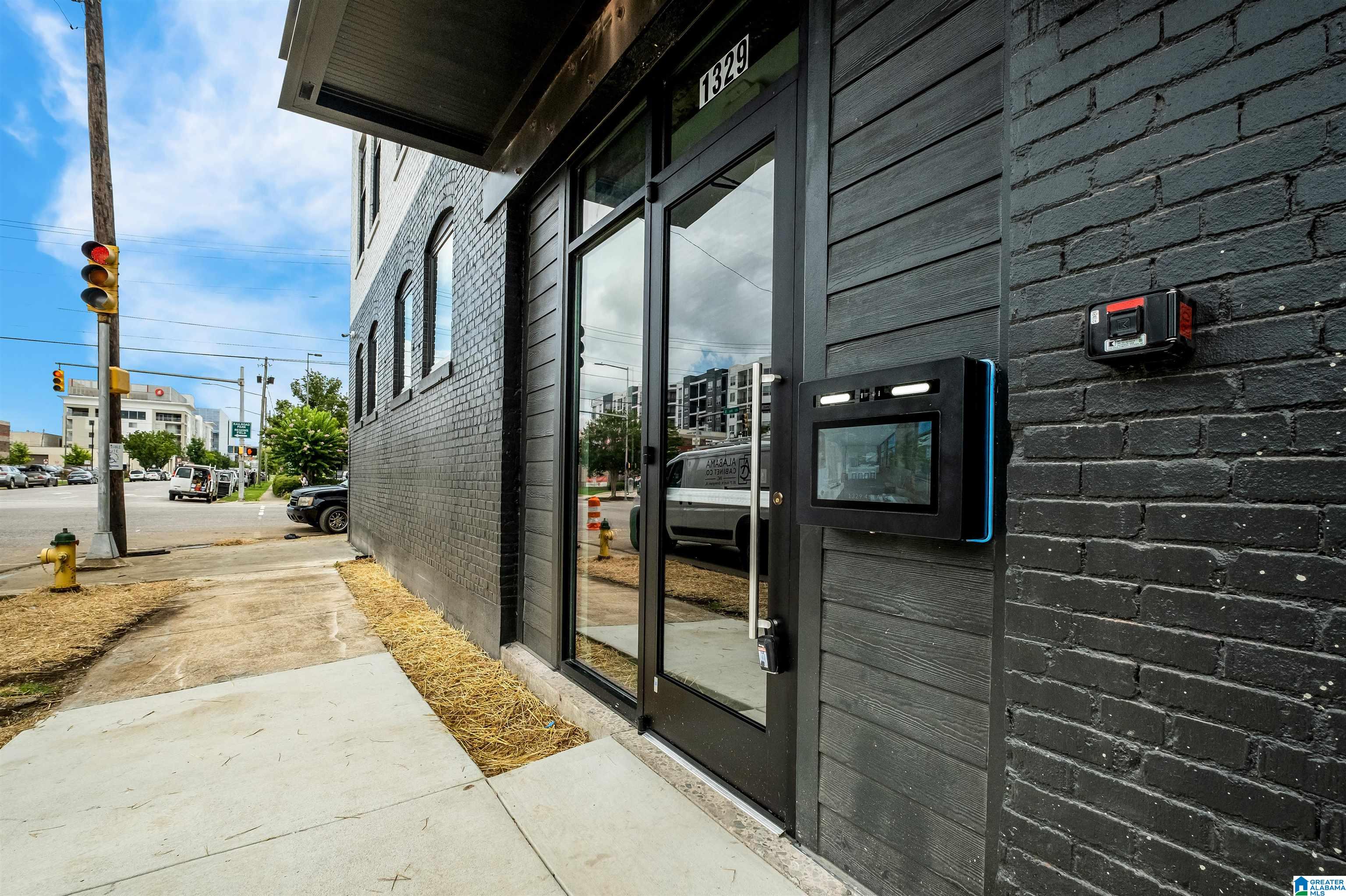 1329 S 4TH AVENUE 404