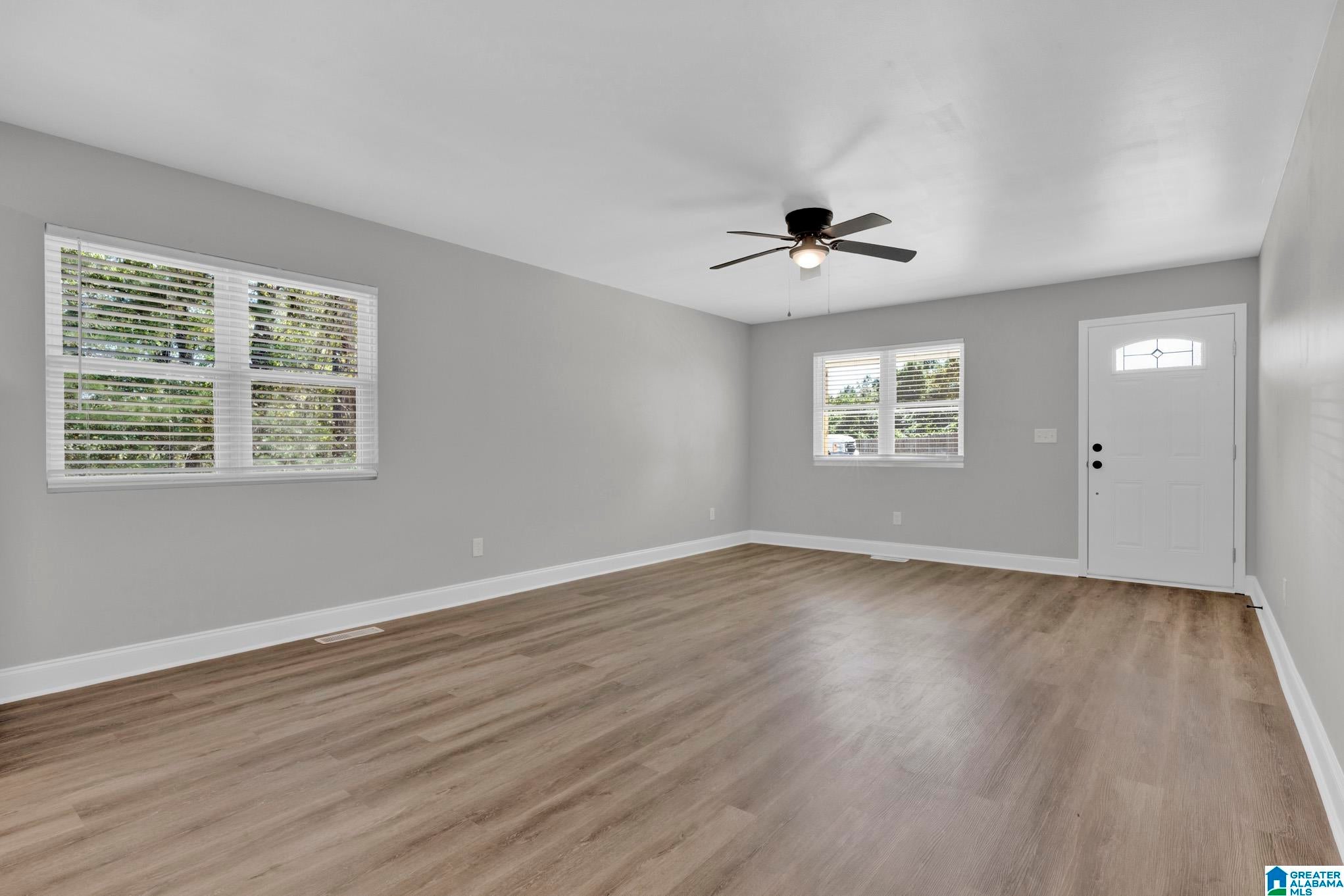 35 BROADWATER DRIVE