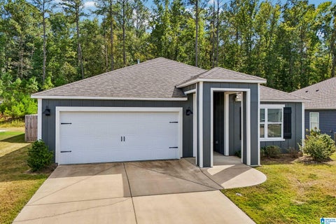 Photo of 6713 Newbridge Cove, BESSEMER, AL 35022 (MLS # 21465377)