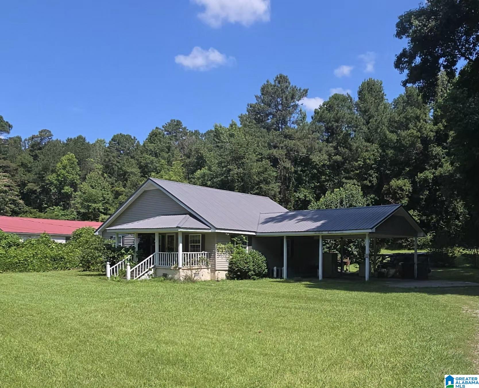 Photo 1 of 29 — 63467 HIGHWAY 22, ROANOKE, AL 36274