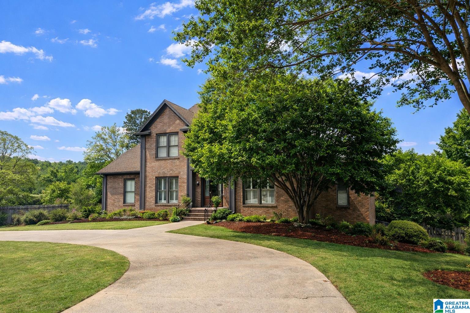 4220 ASHINGTON DRIVE