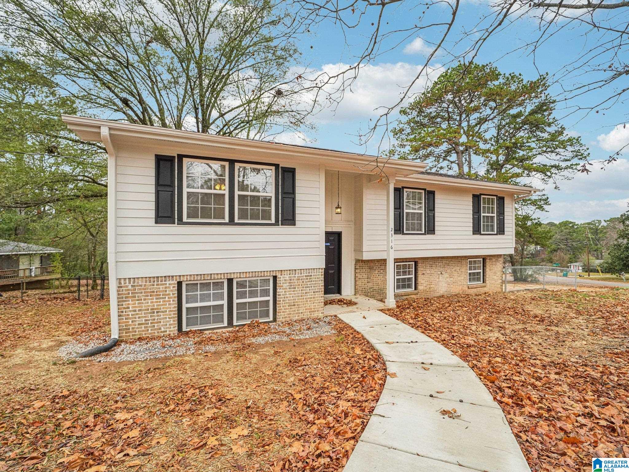 2316 APPLEWOOD DRIVE