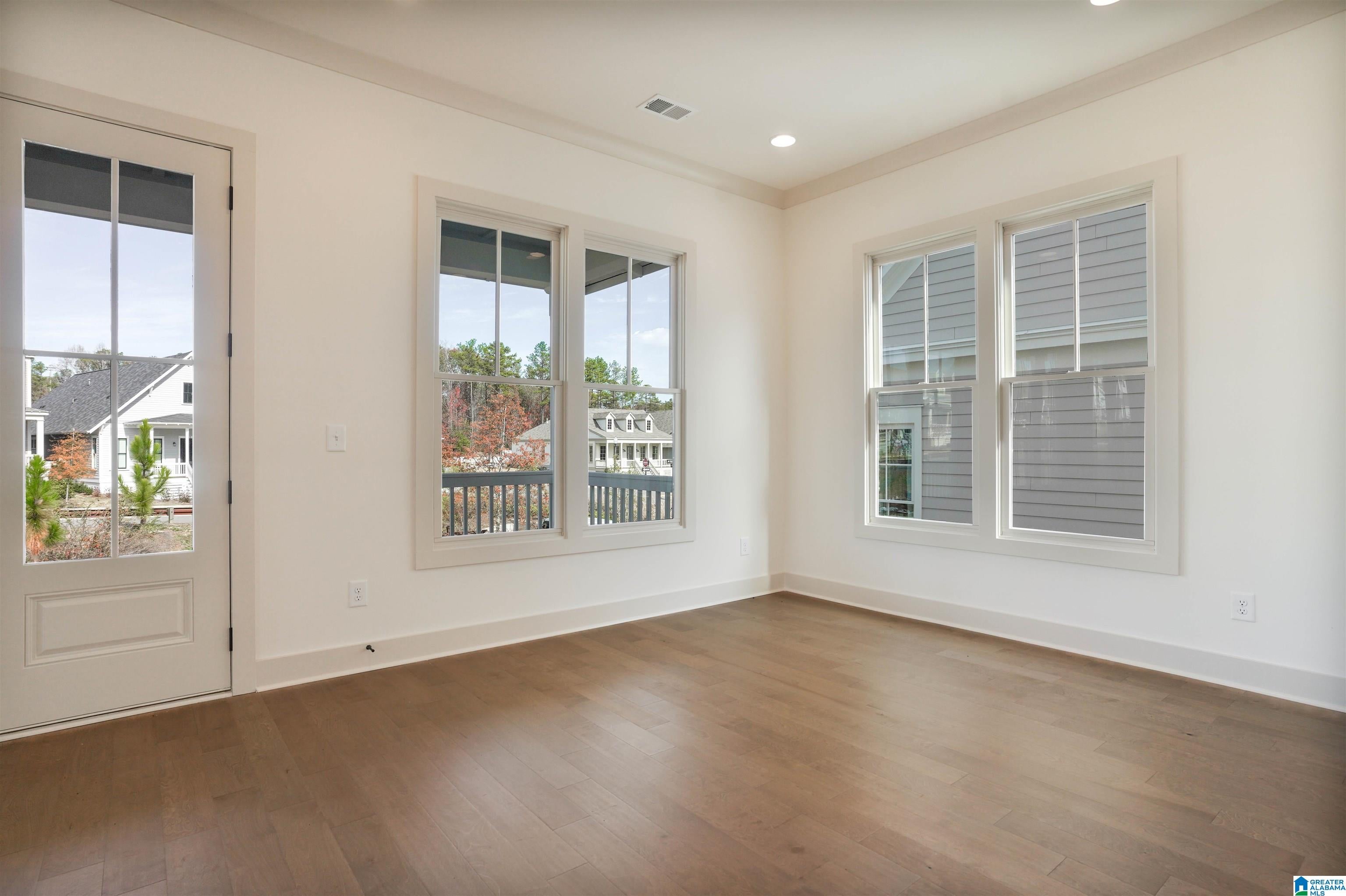 536 PRESERVE WAY