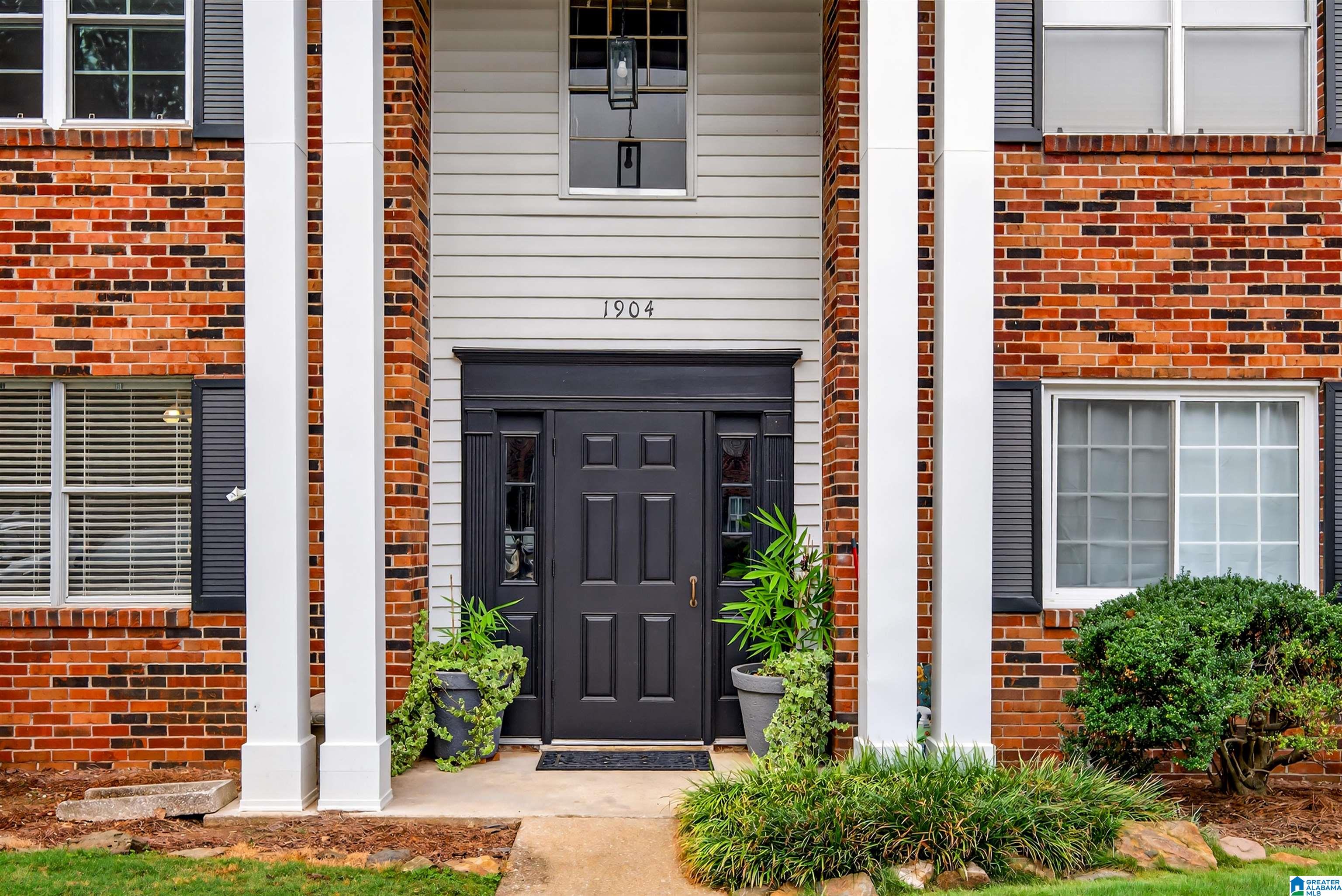 1904 SHADES CLIFF TERRACE A