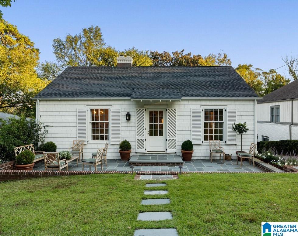 2107 ENGLISH VILLAGE LANE