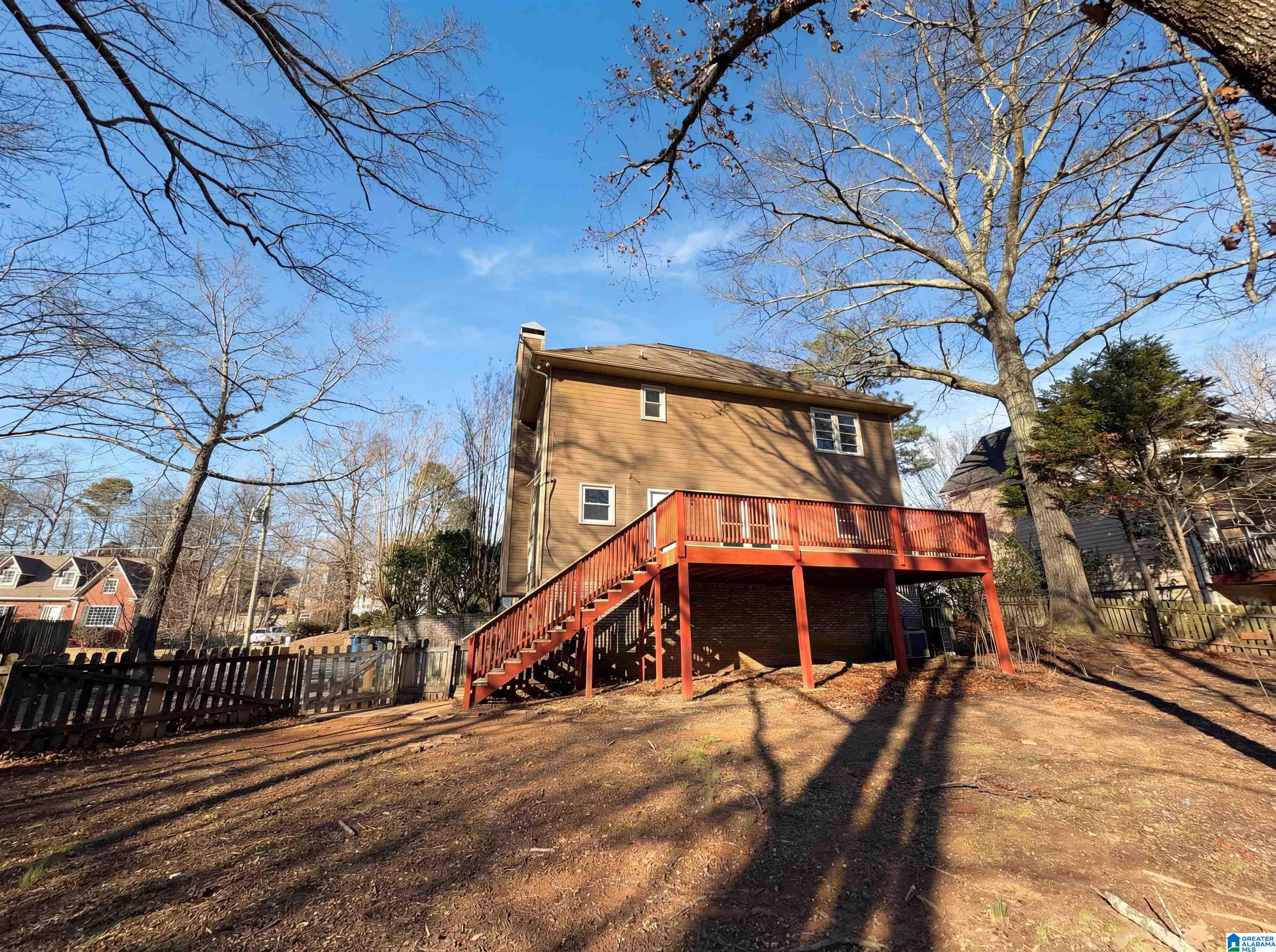 2020 CROSSCREST DRIVE