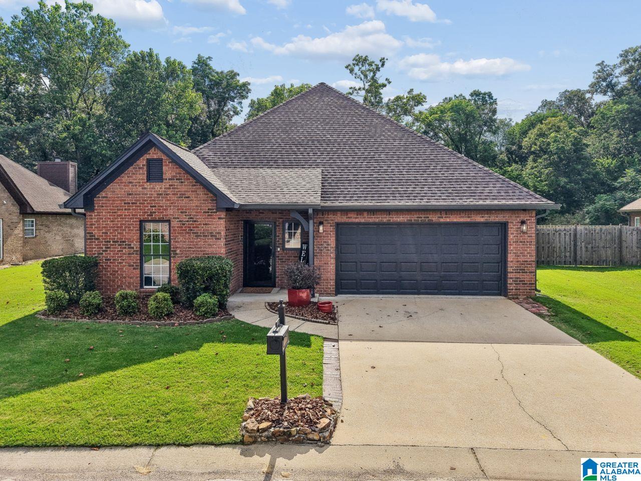 331 CREEKSIDE LANE