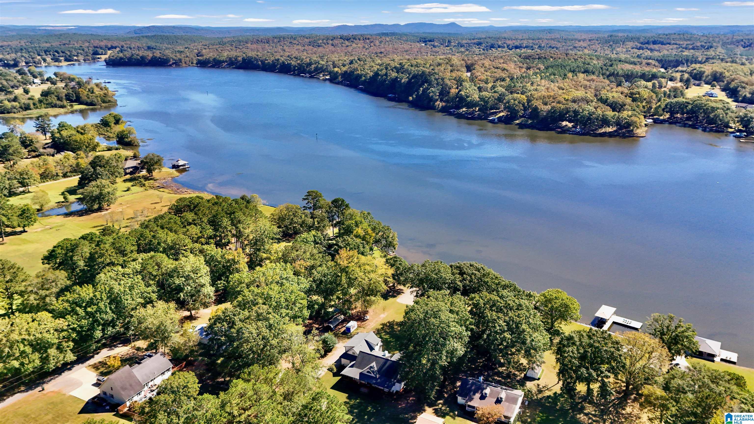 555 MOUNTAIN VIEW DRIVE