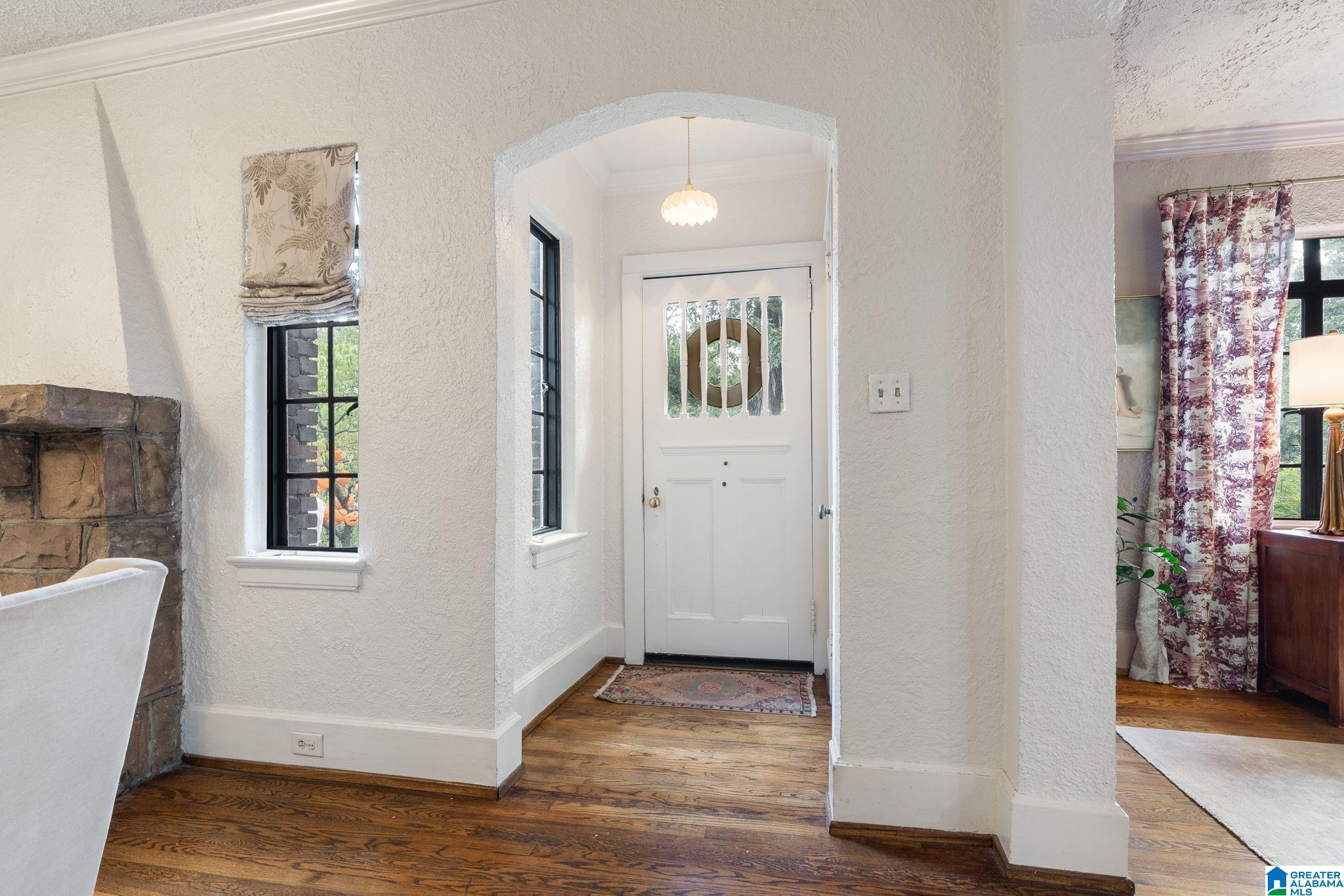 1424 ARDSLEY PLACE
