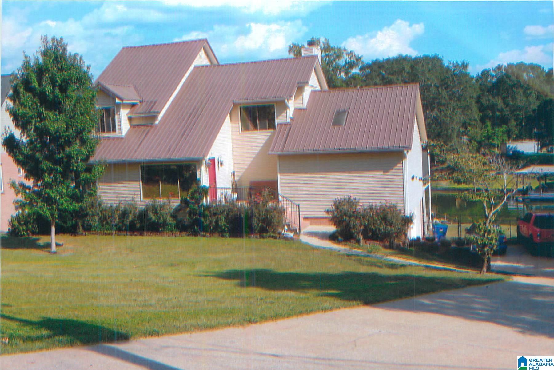 260 RIVERVIEW DRIVE