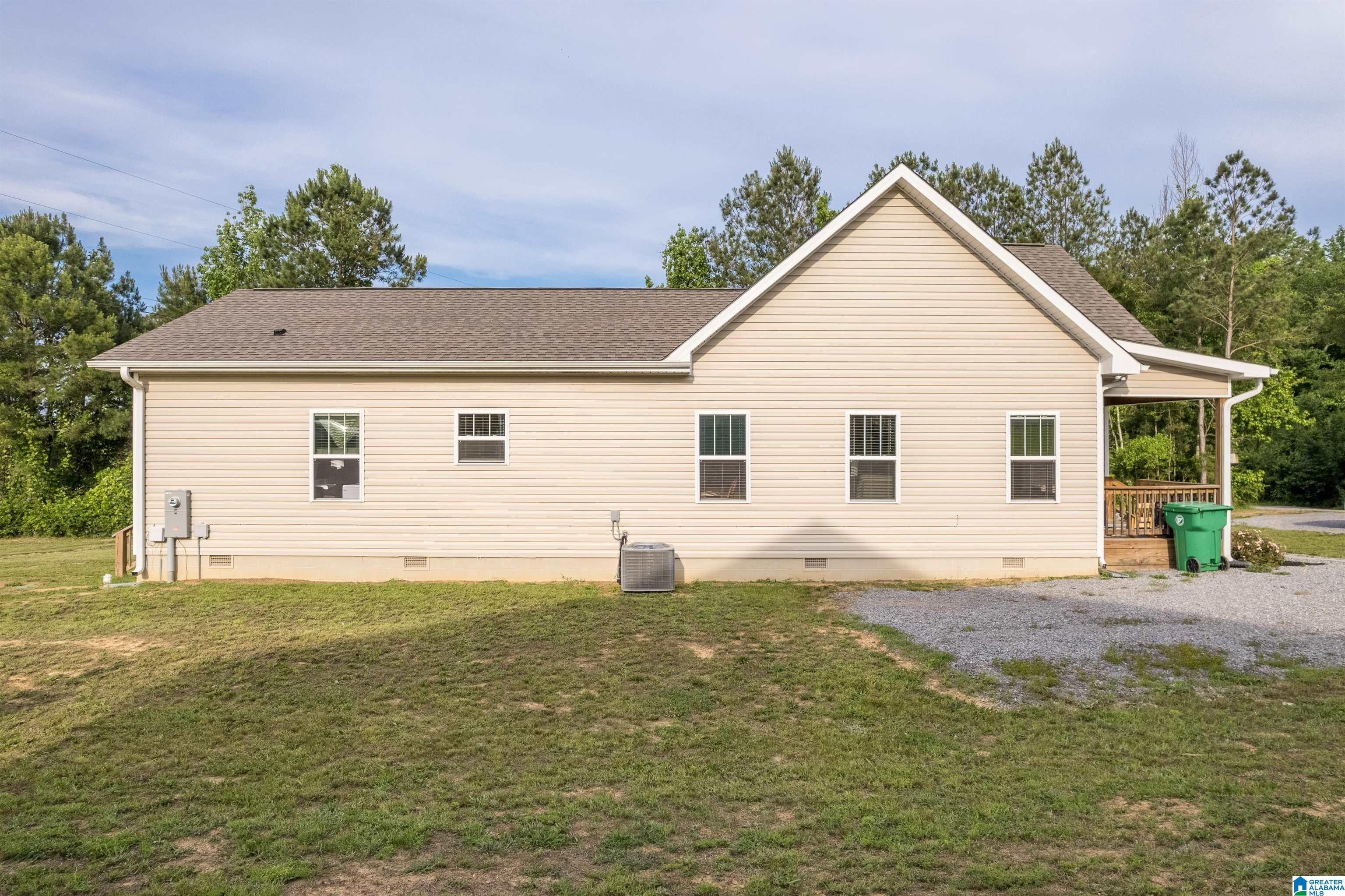 89 COUNTY ROAD 1724