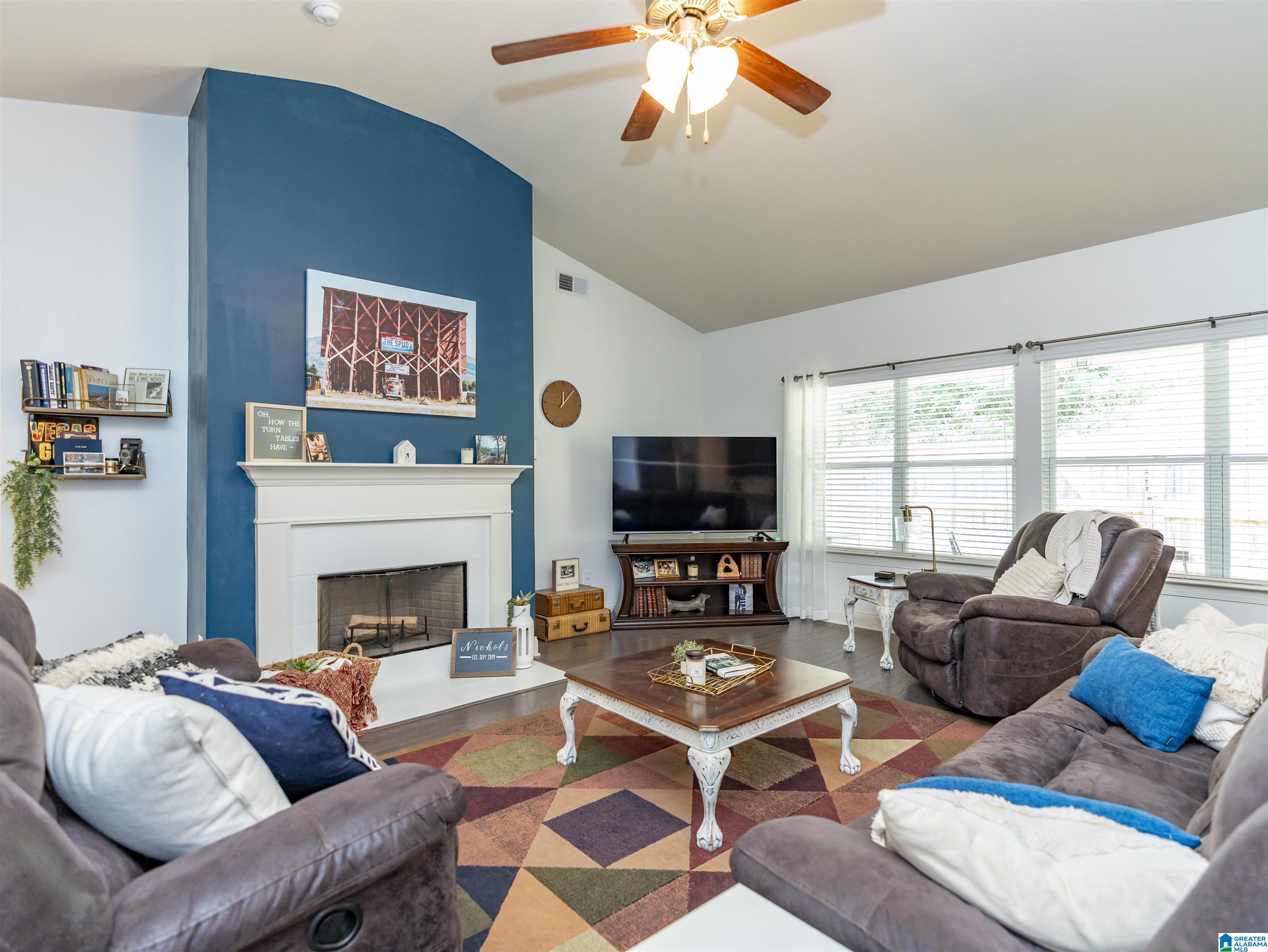 7139 OAK CRESCENT LANE