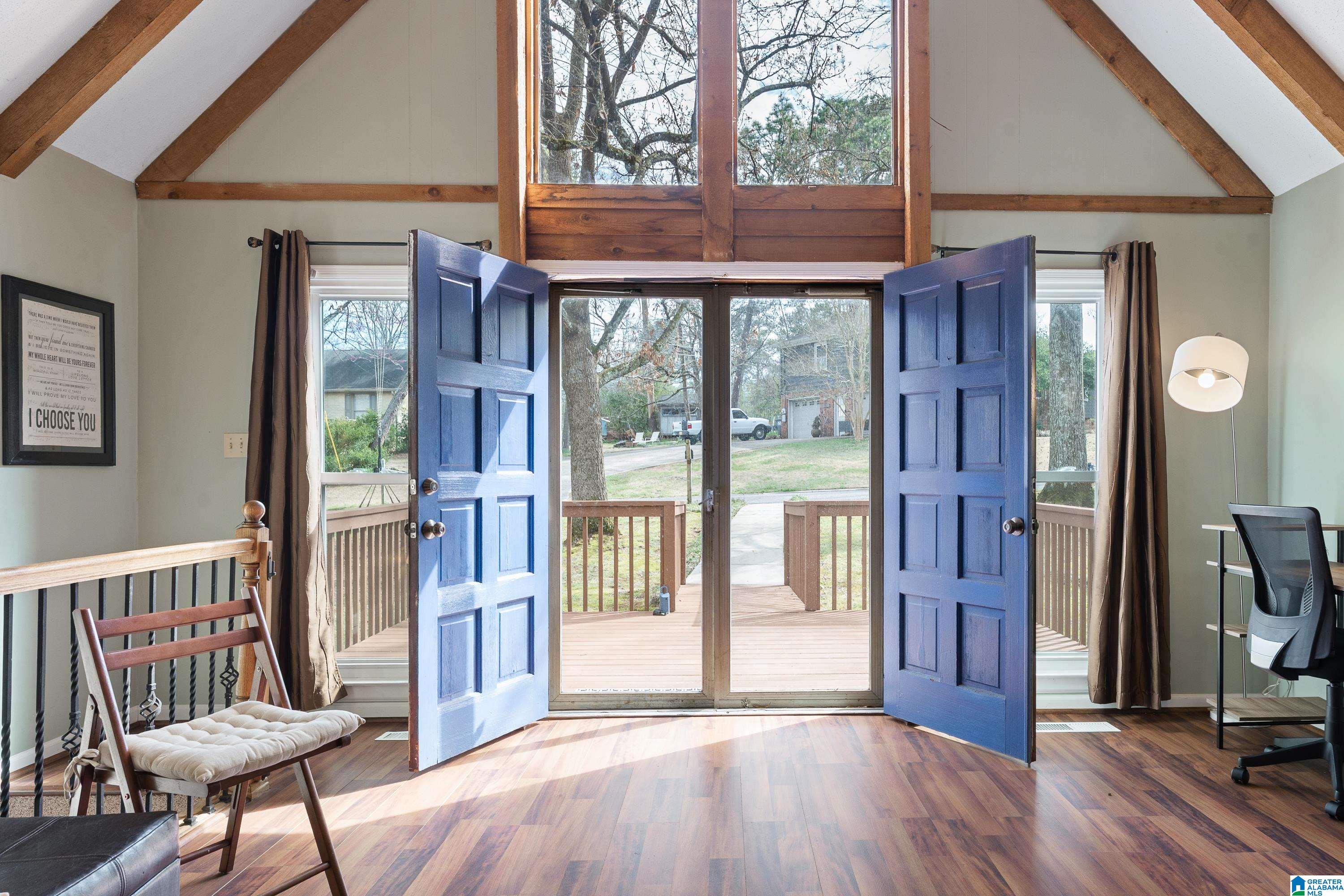 261 SHENANDOAH DRIVE