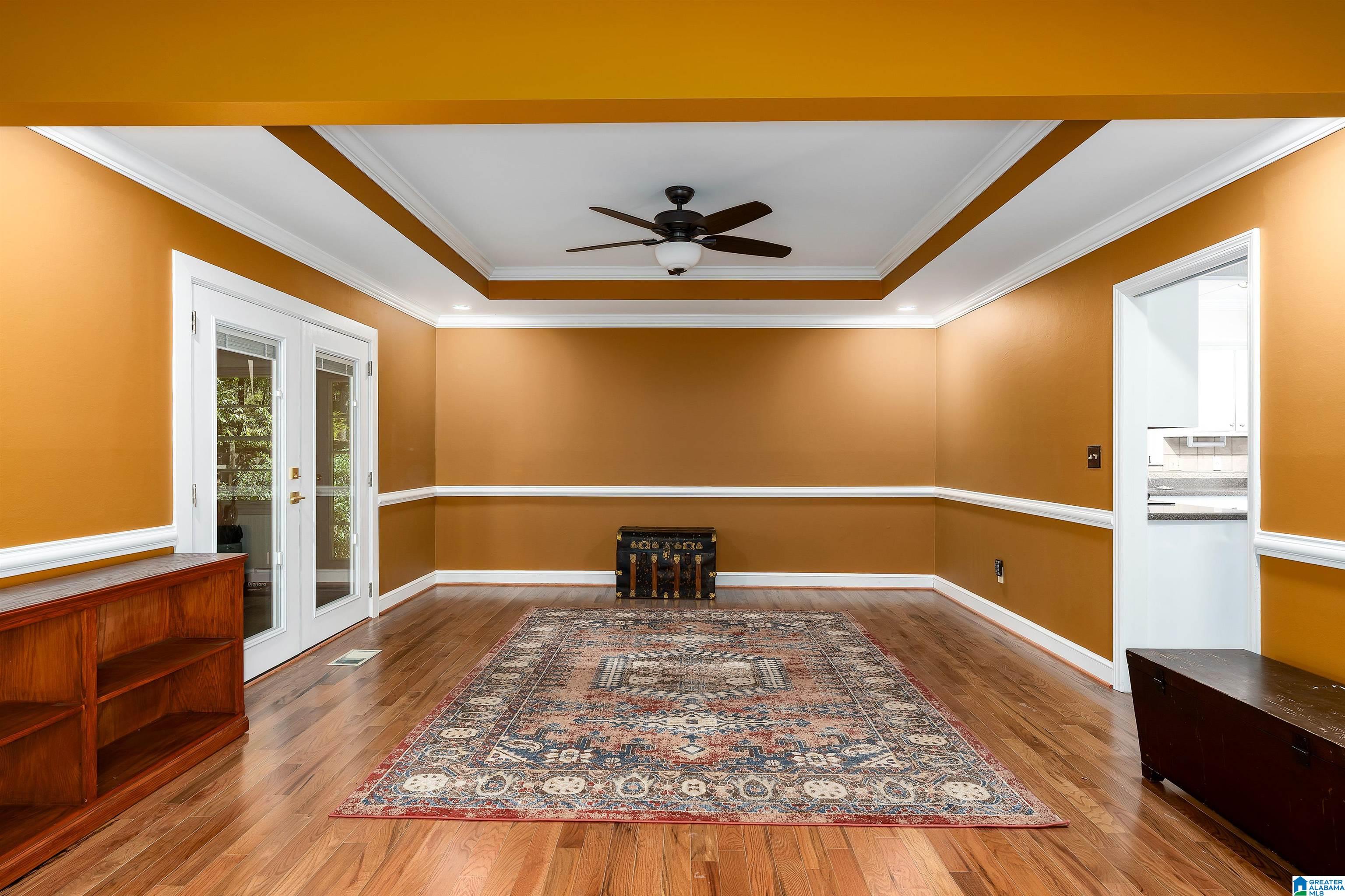 2001 SHADOWOOD COURT