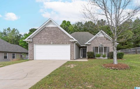 512 CAMDEN COVE CIRCLE CALERA AL 35040