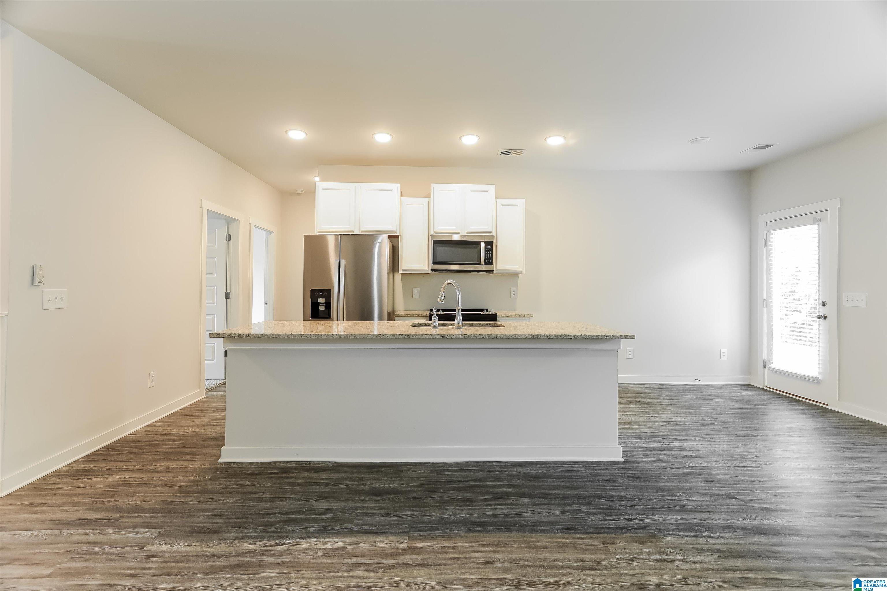 5414 CEDAR CREEK DRIVE