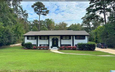 3240 MOCKINGBIRD LANE HOOVER AL 35226