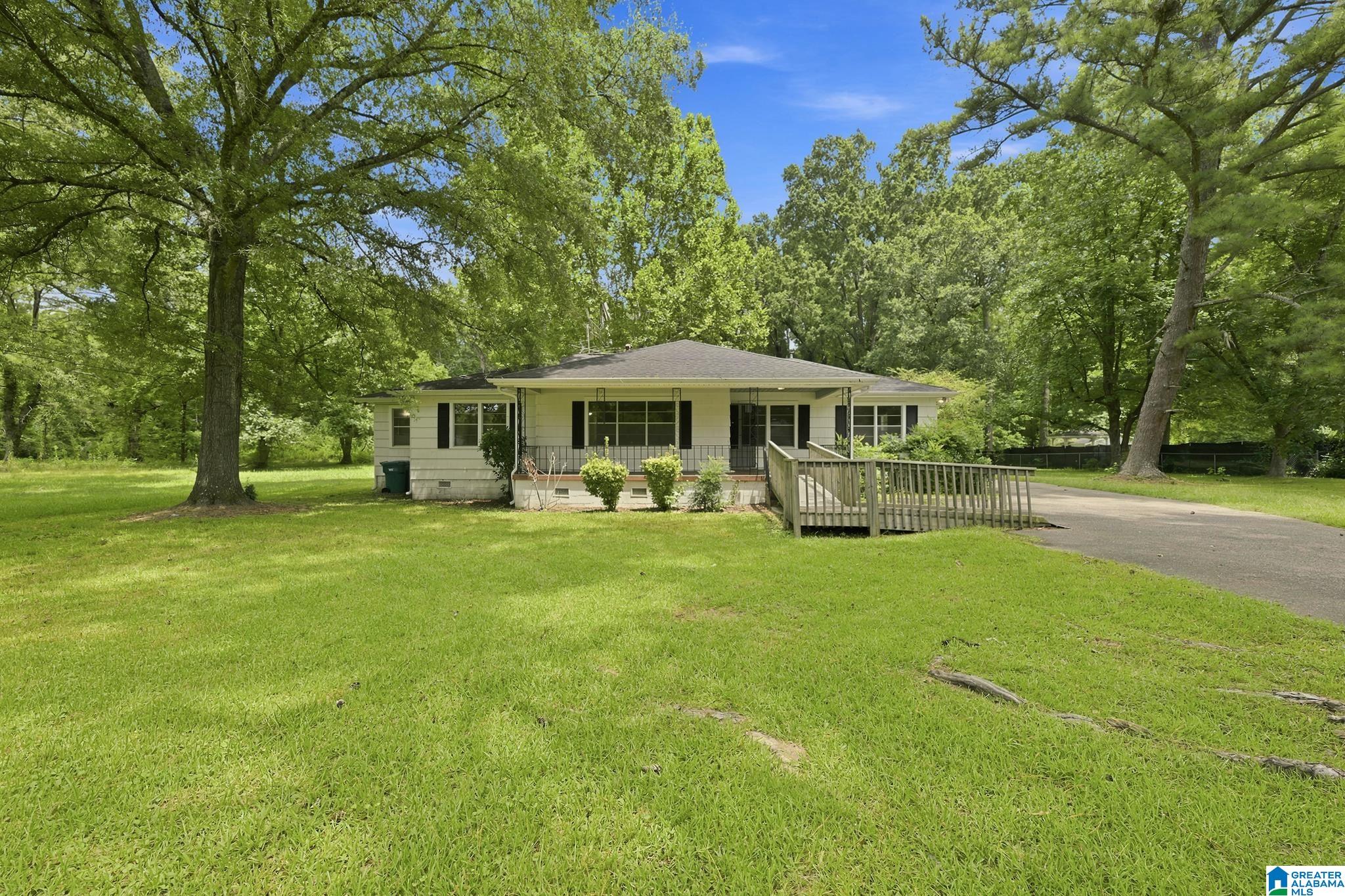 710 SUNNY LANE DRIVE NE