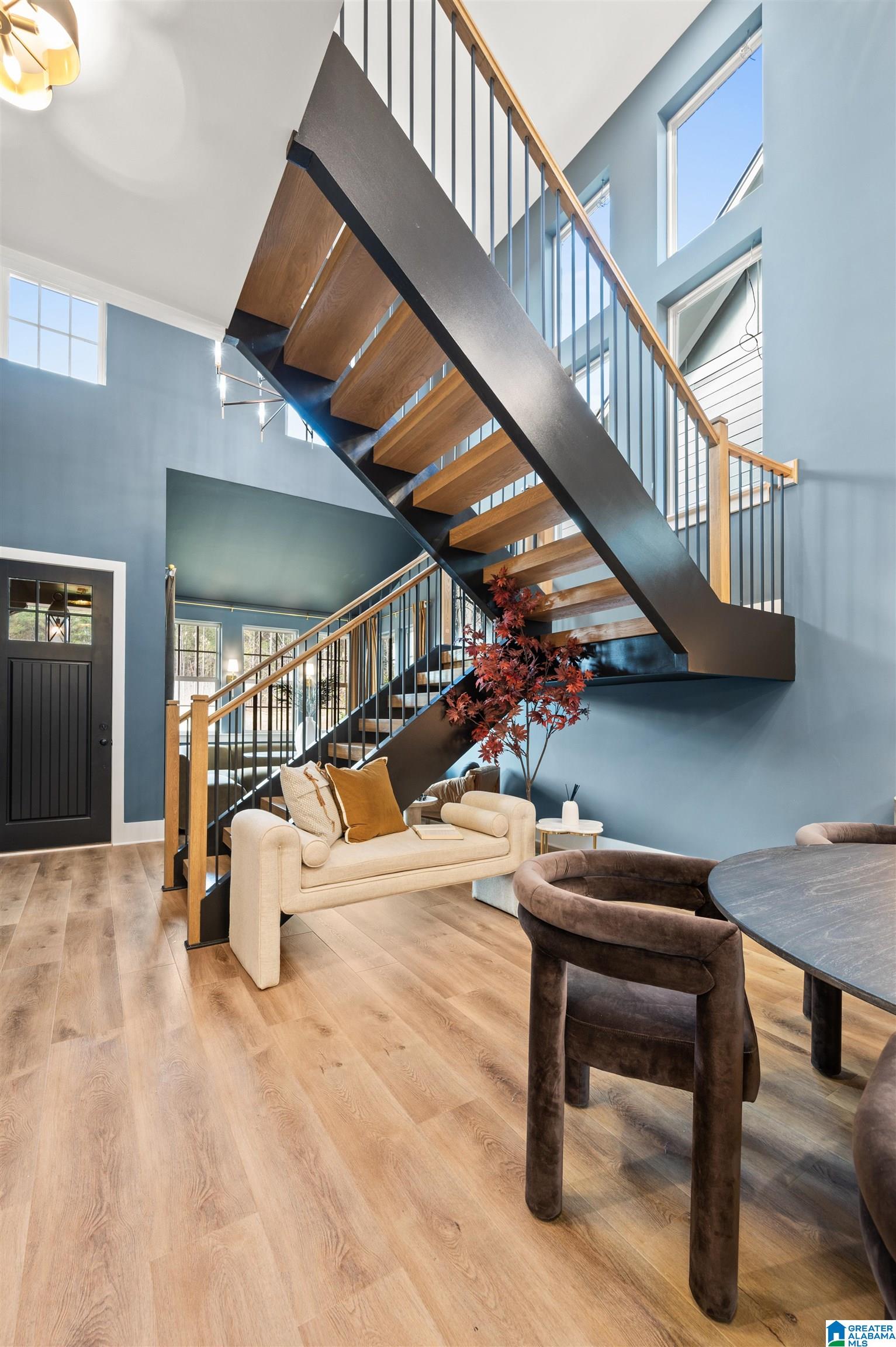 4163 ARNOLD LANE