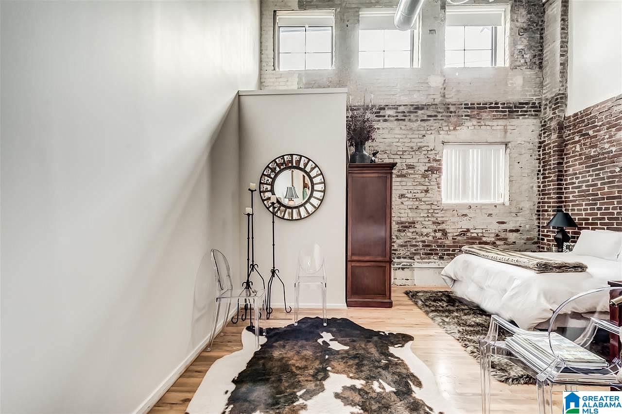 2412 2ND AVENUE N 11