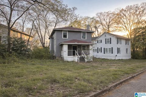 Photo of 5178 Hillside Drive, FAIRFIELD, AL 35064 (MLS # 21448221)