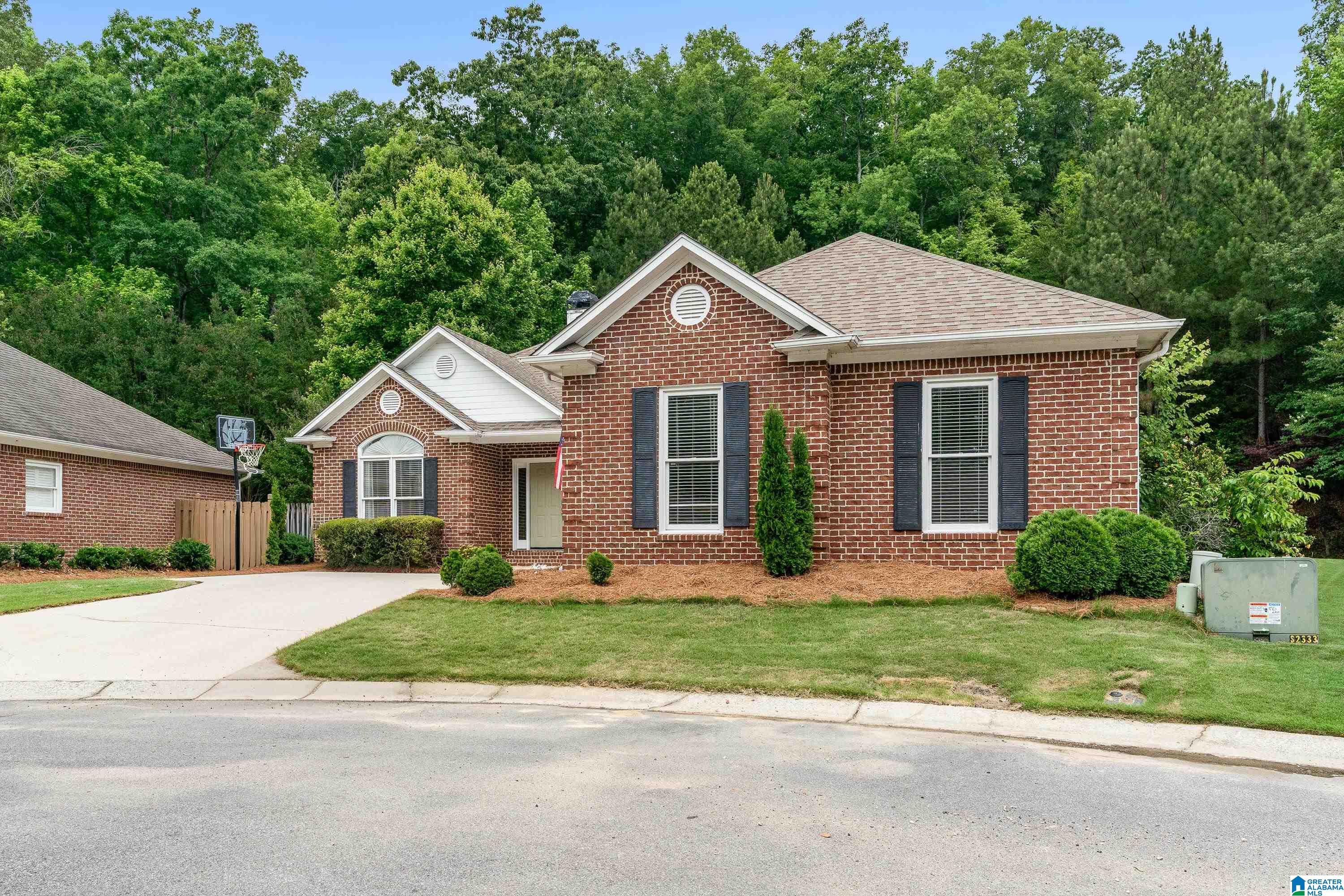 464 N LAKE ROAD