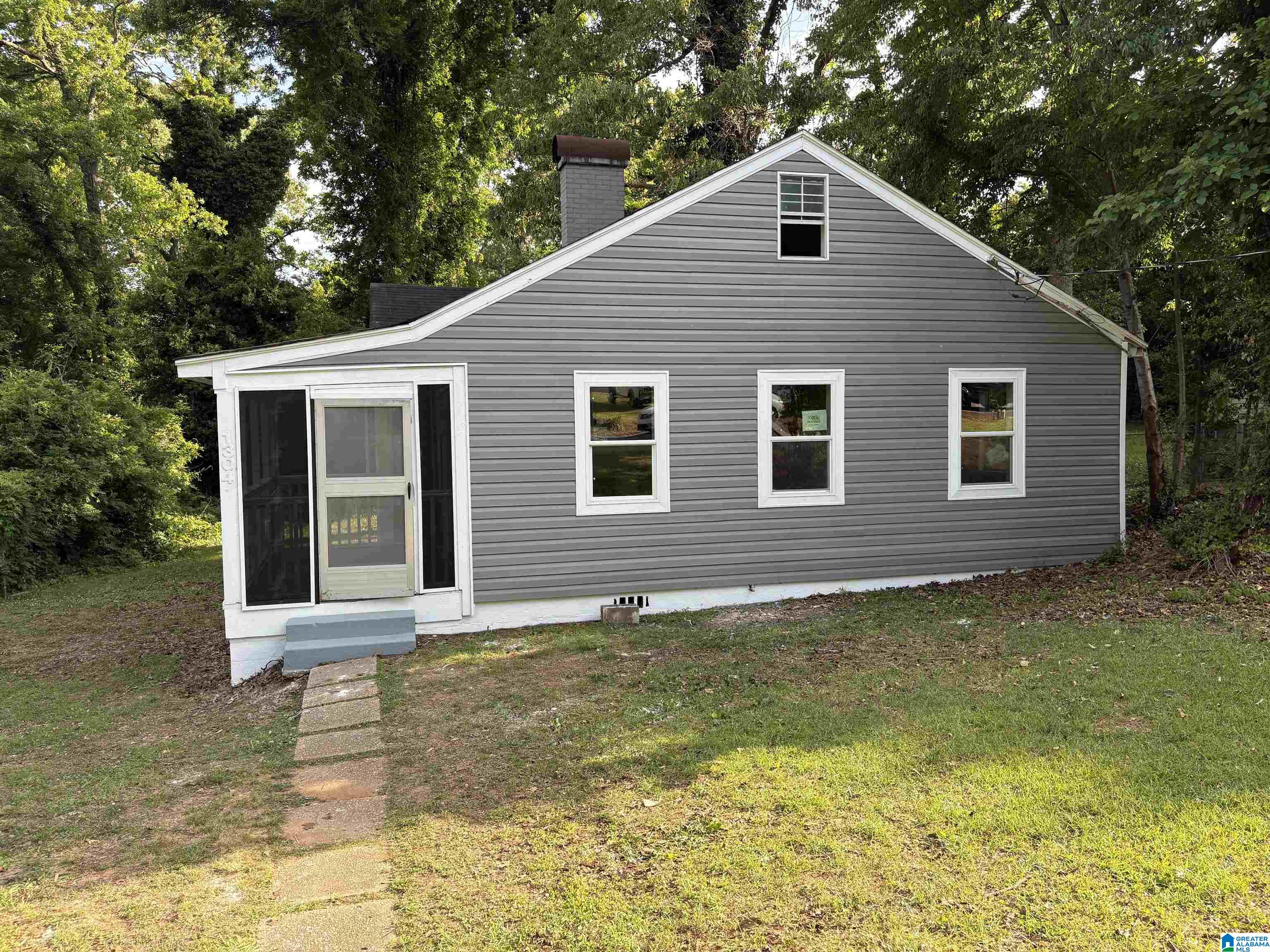 Photo 1 of 51 — 1304 E 11TH STREET, ANNISTON, AL 36207
