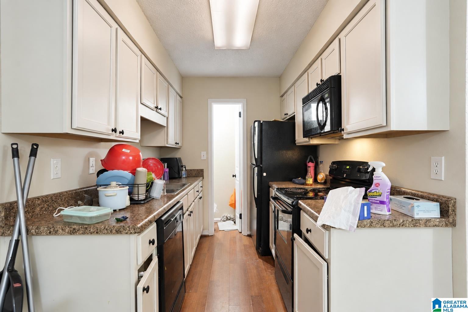 1107 CHAPEL CREEK DRIVE 1107
