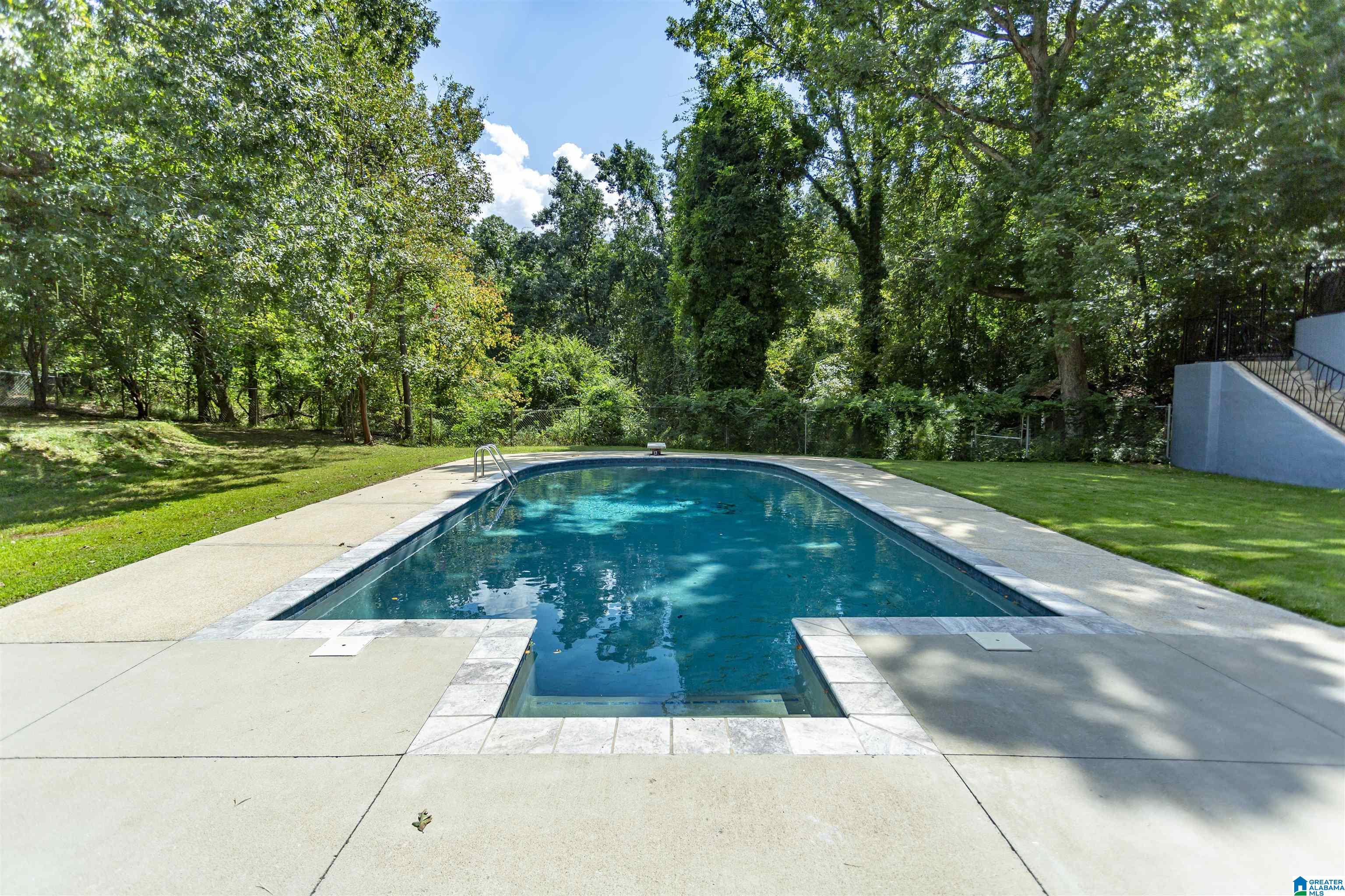 4505 BUTTEWOODS LANE
