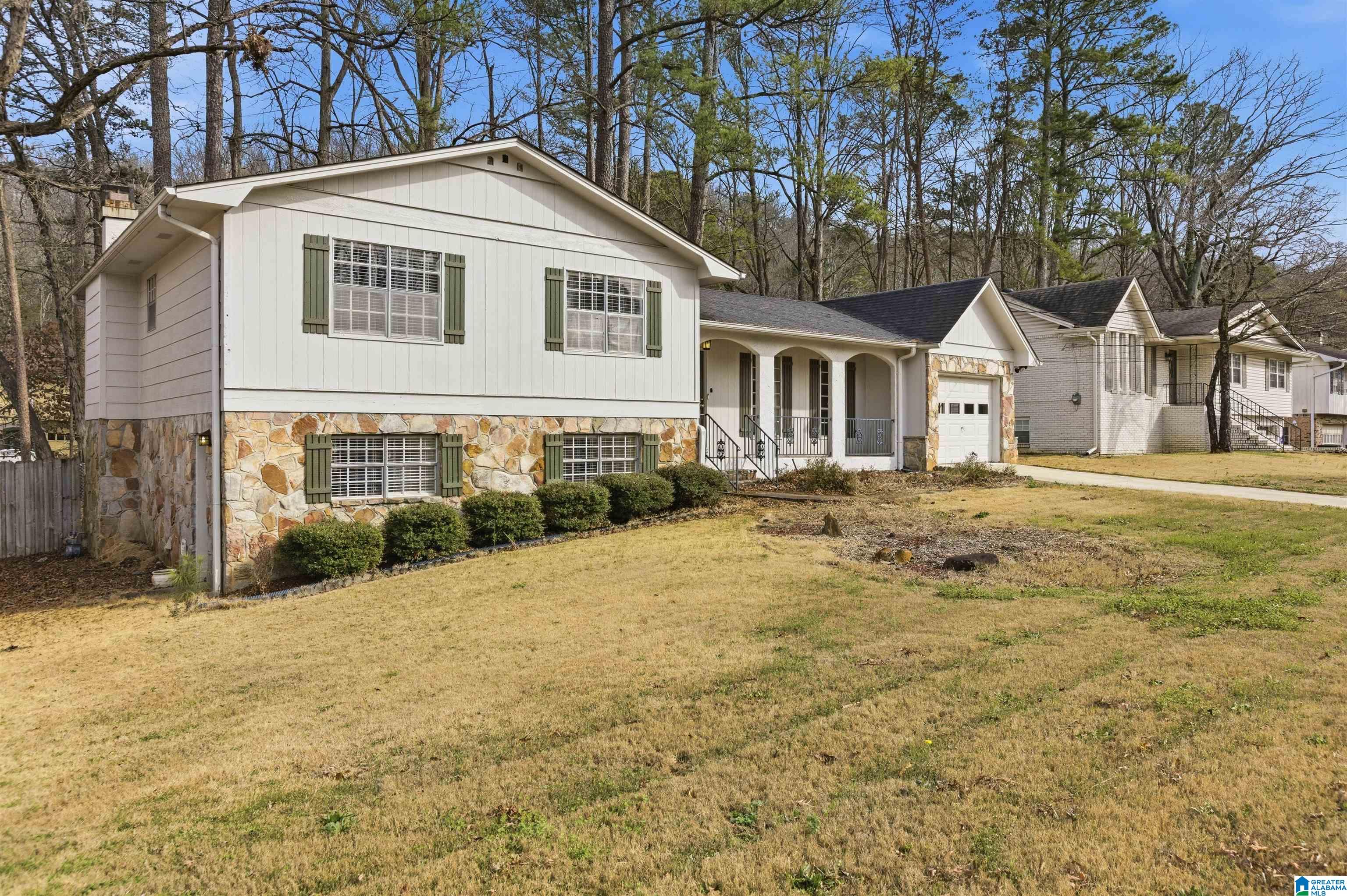 1427 FARMINGTON ROAD