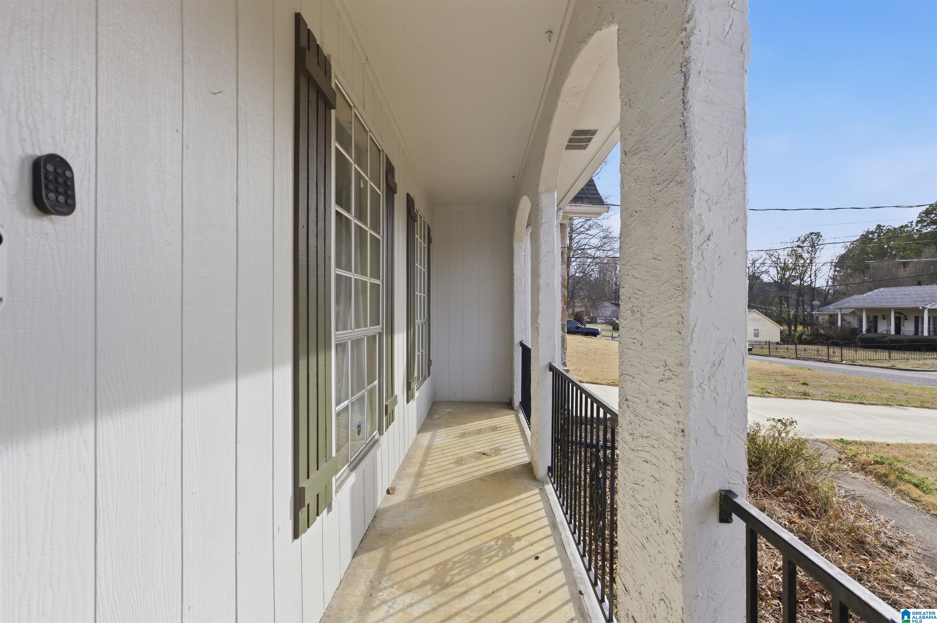 1427 FARMINGTON ROAD