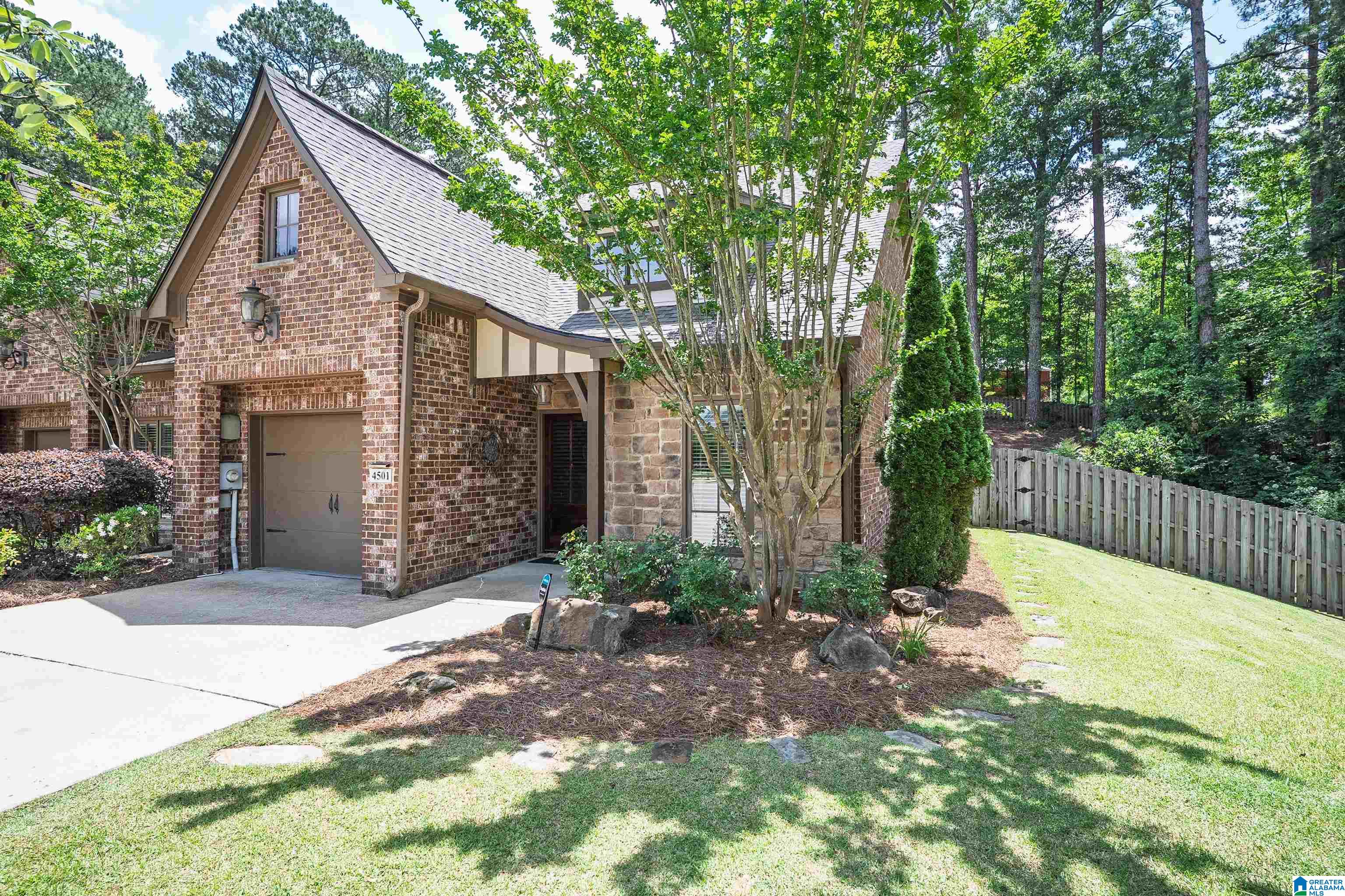 4501 COTSWOLD LANE