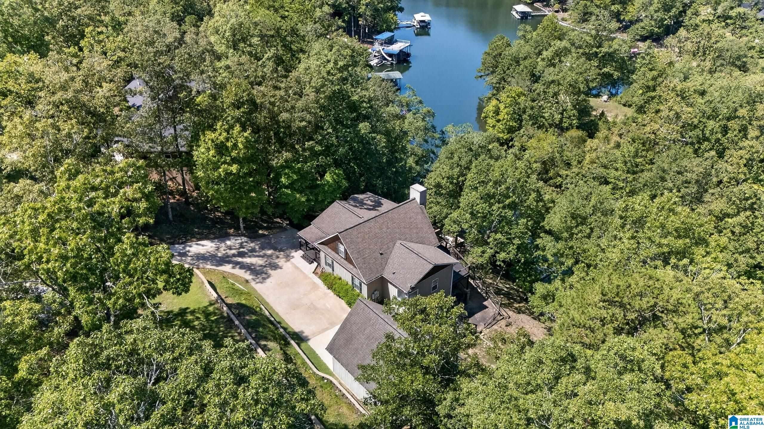 192 BLACKBERRY LANE