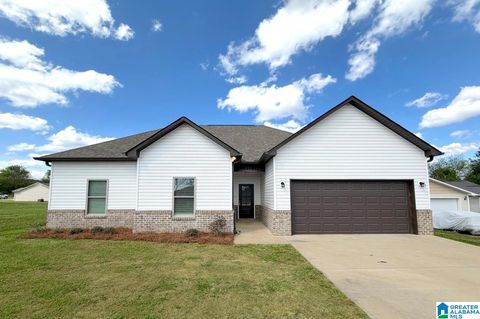 Photo of 41 Whithall Circle, EASTABOGA, AL 36260 (MLS # 21448607)