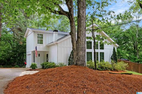 3401 OAKDALE DRIVE VESTAVIA HILLS AL 35223
