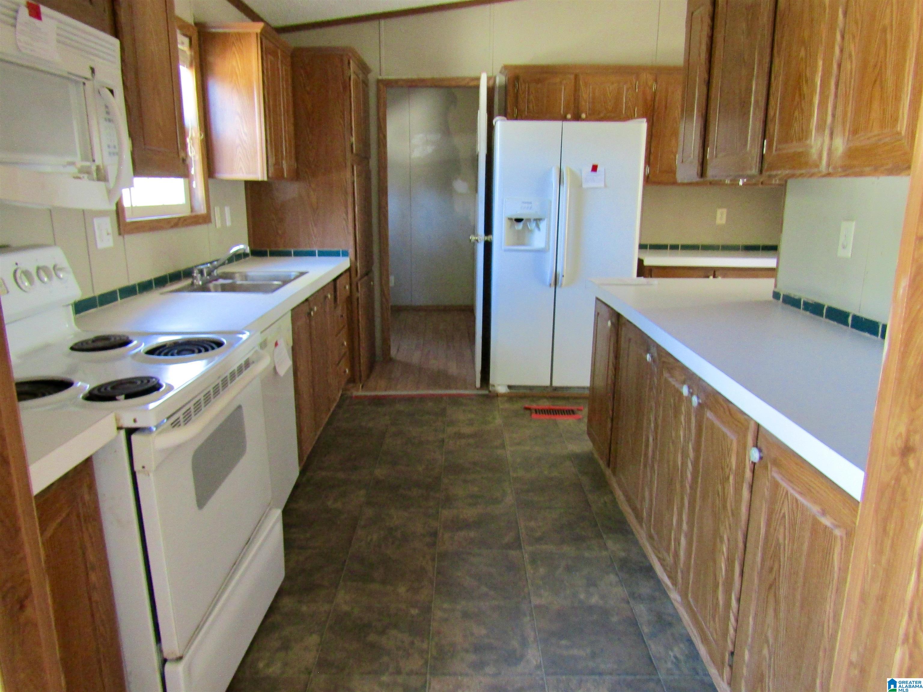 956 TIN TOP LANE