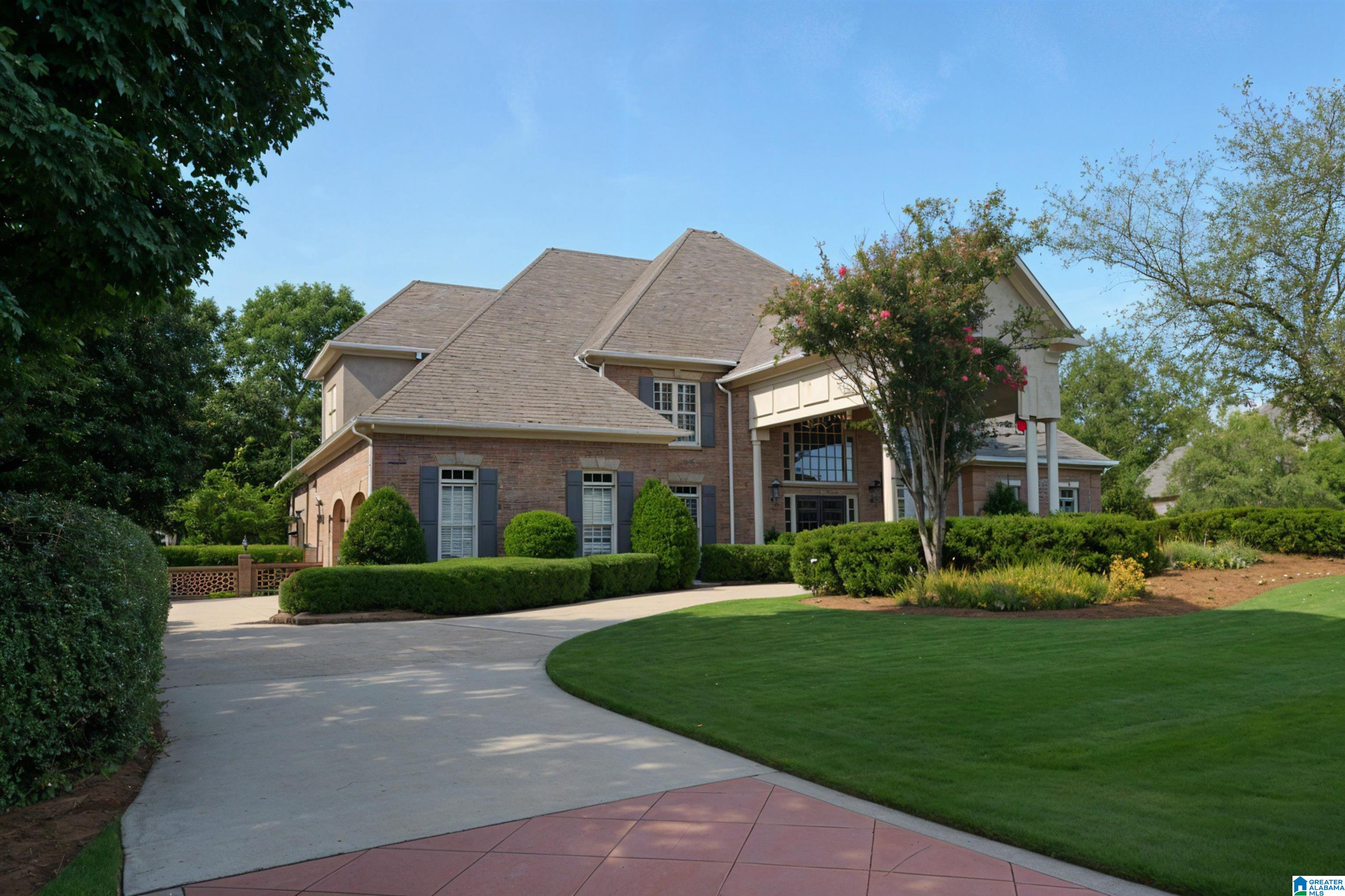 2119 LAKE HEATHER WAY