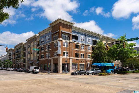 Photo of 401 20th Street S #207, BIRMINGHAM, AL 35233 (MLS # 21464320)