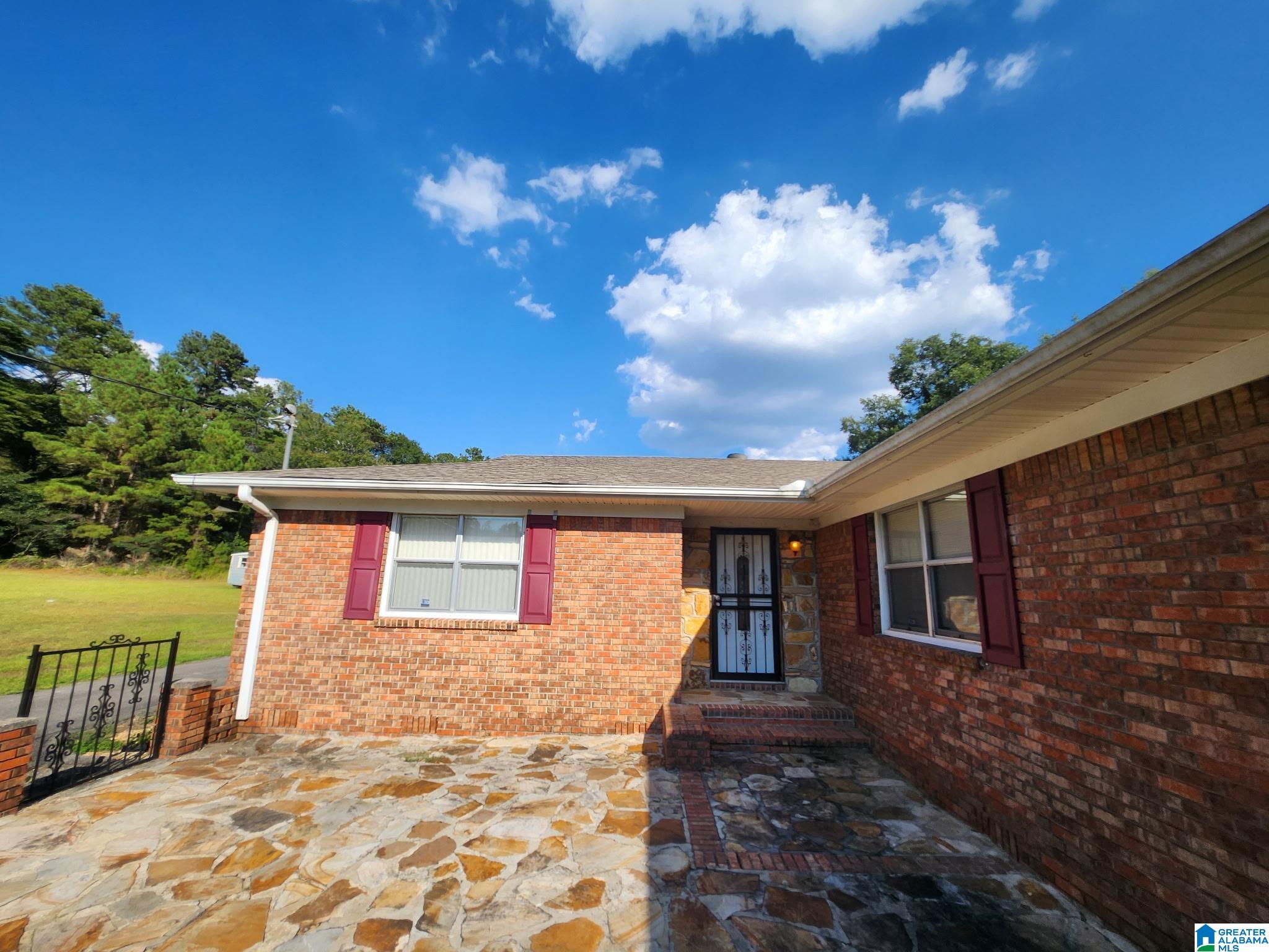 2300 CHERRY AVENUE - Photo 3