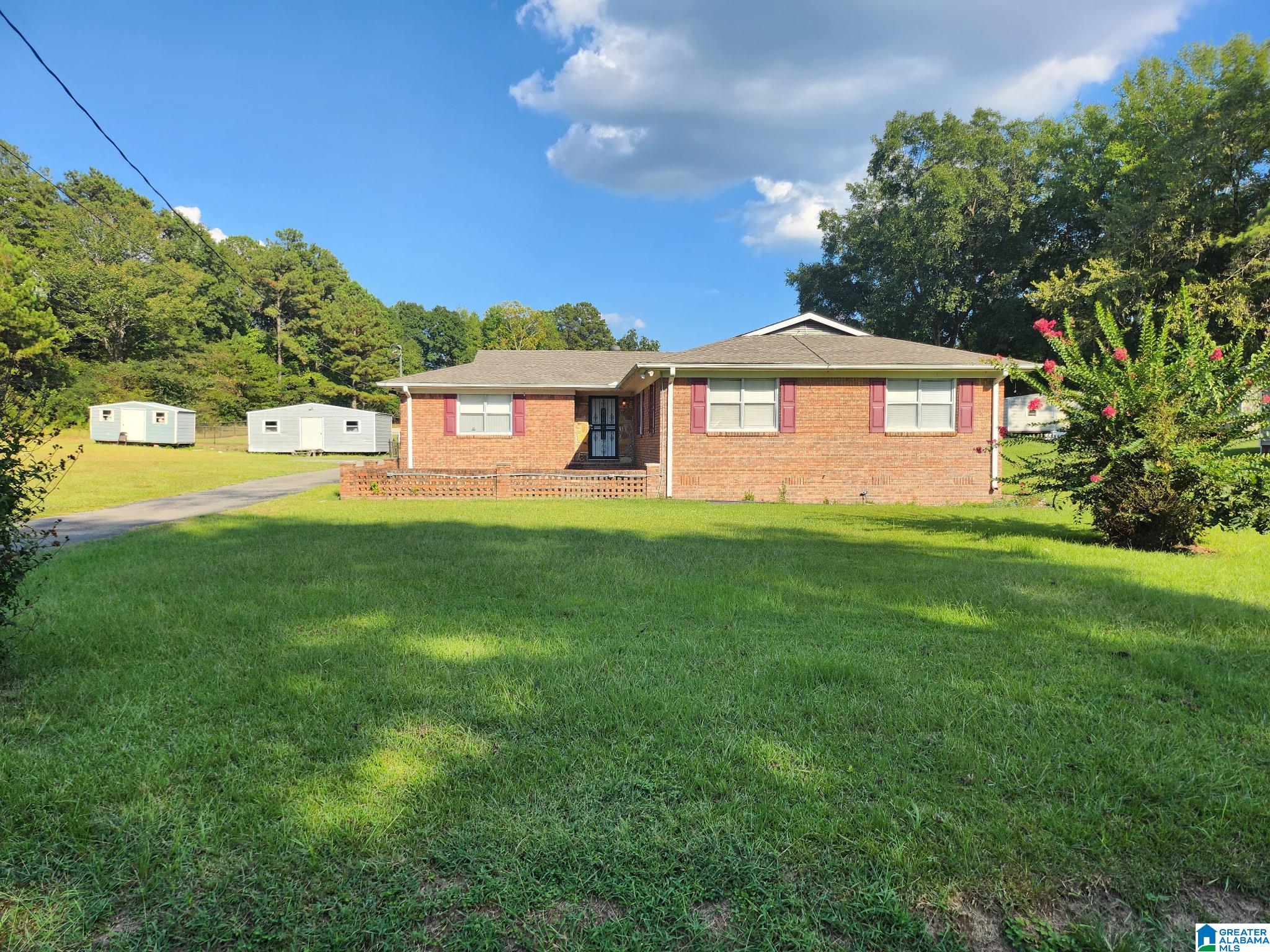 2300 CHERRY AVENUE - Photo 2
